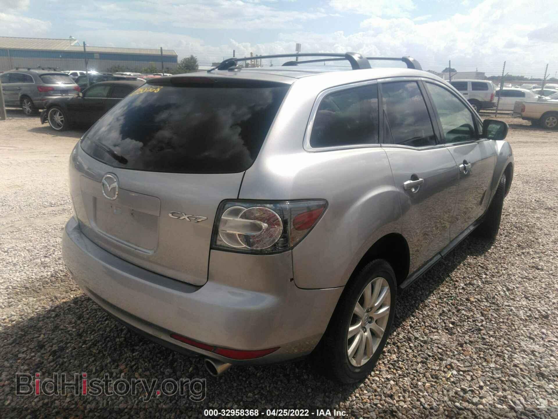 2011 MAZDA CX-7 - VIN: JM3ER2B56B0372081 - Фото 4