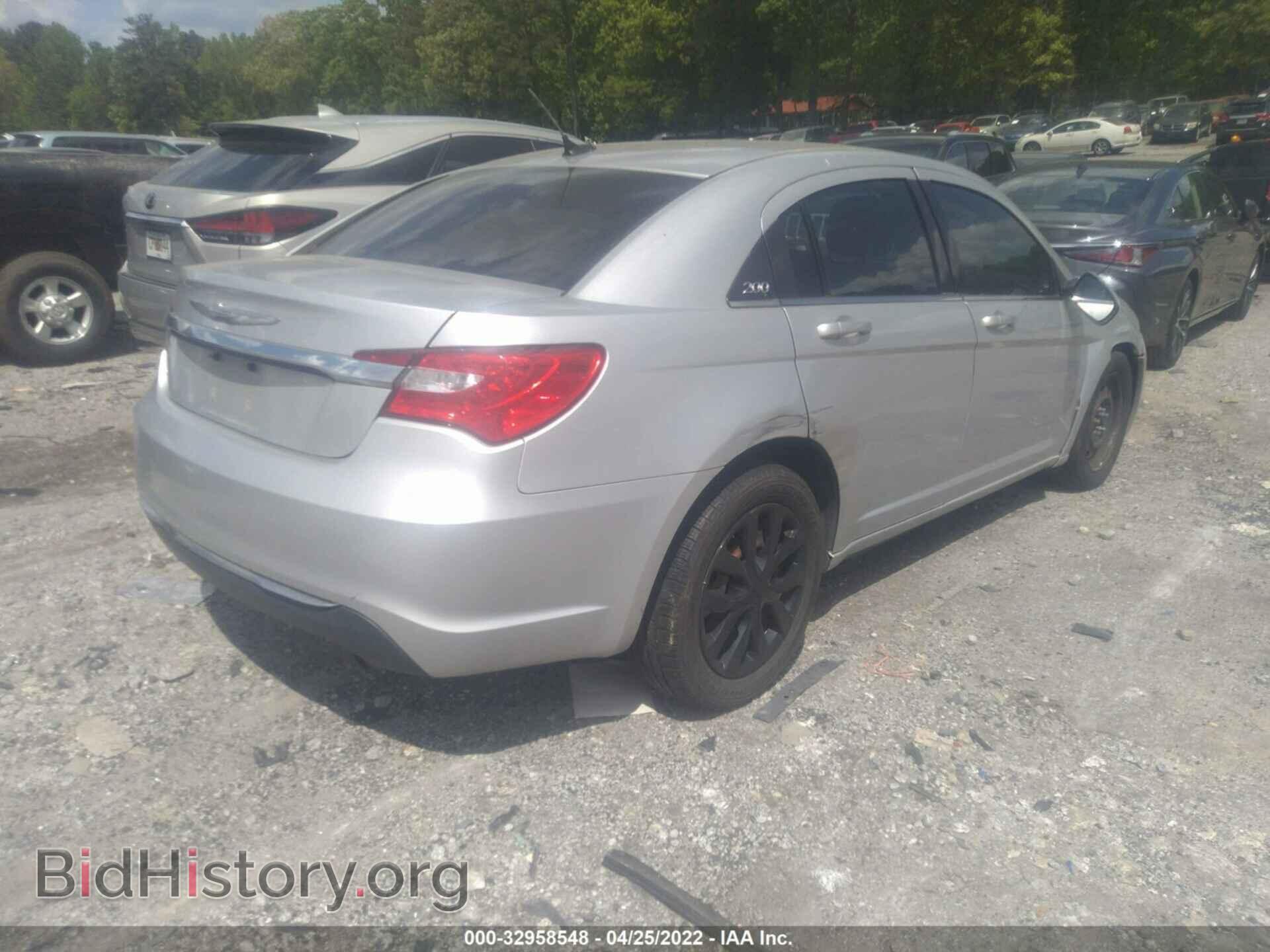 2012 CHRYSLER 200 - VIN: 1C3CCBAB1CN268471 - Фото 4
