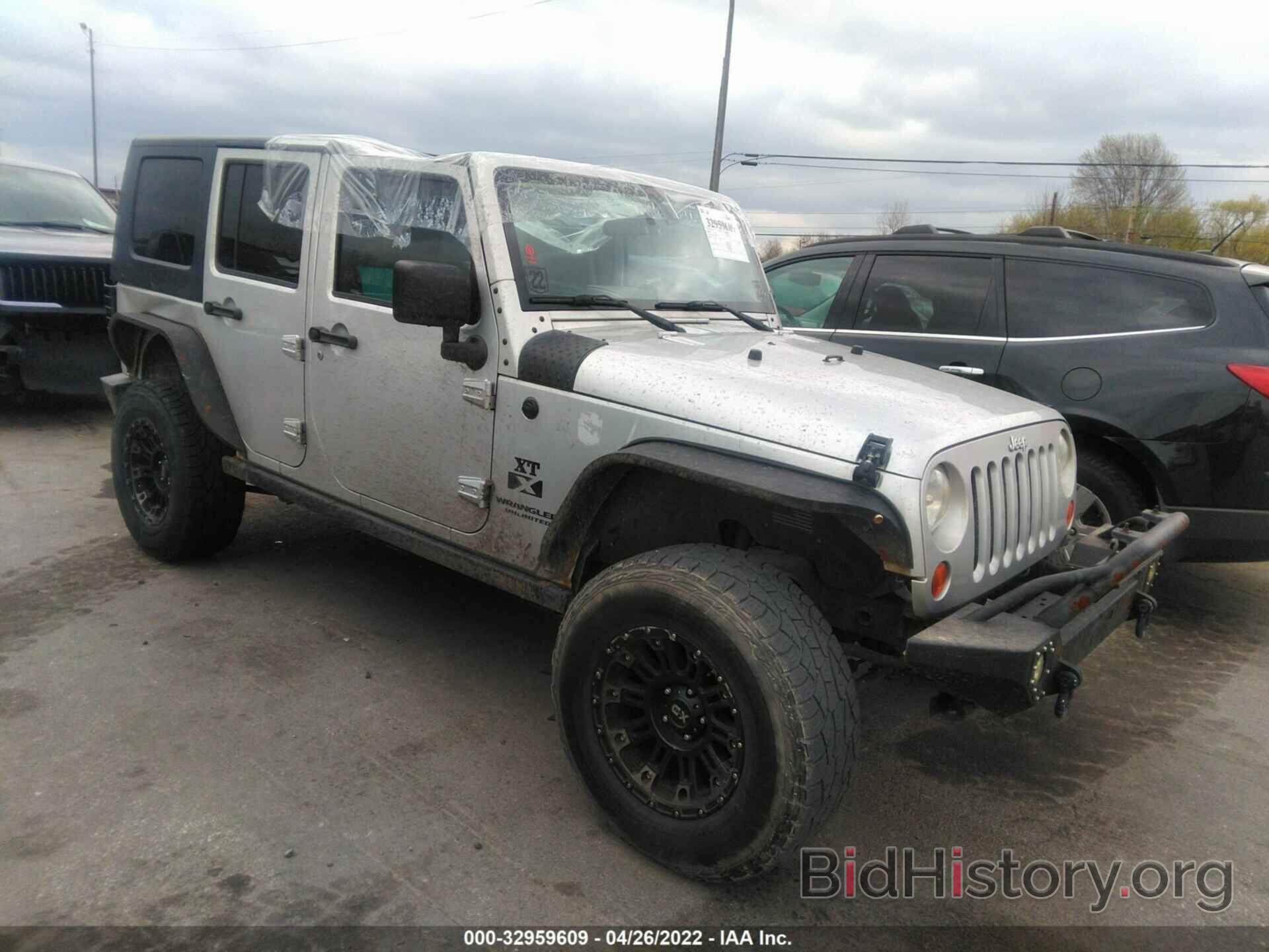 Photo 1J8GA39138L593803 - JEEP WRANGLER 2008