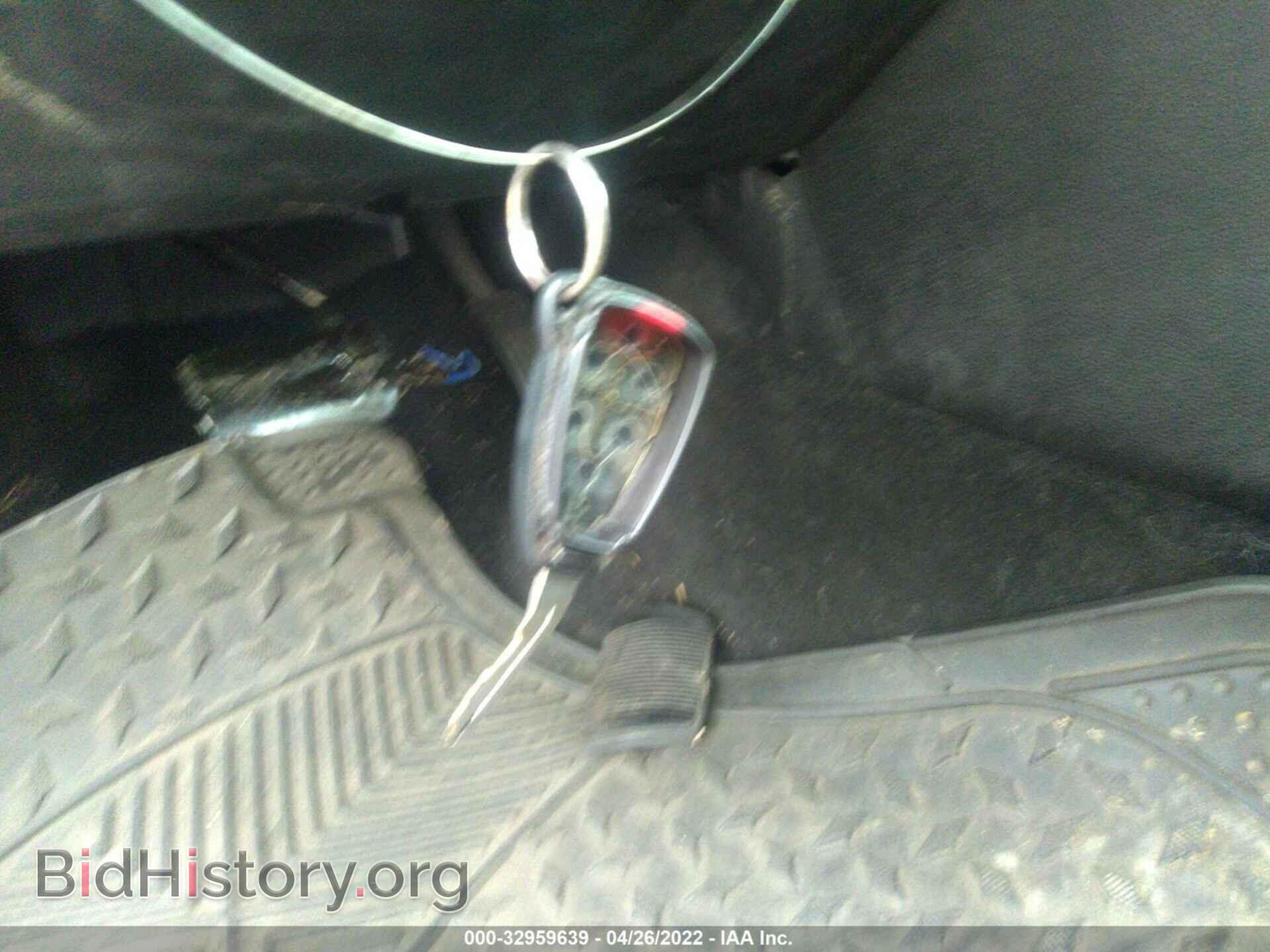 2013 CHRYSLER 200 - VIN: 1C3CCBCG2DN701998 - Фото 11