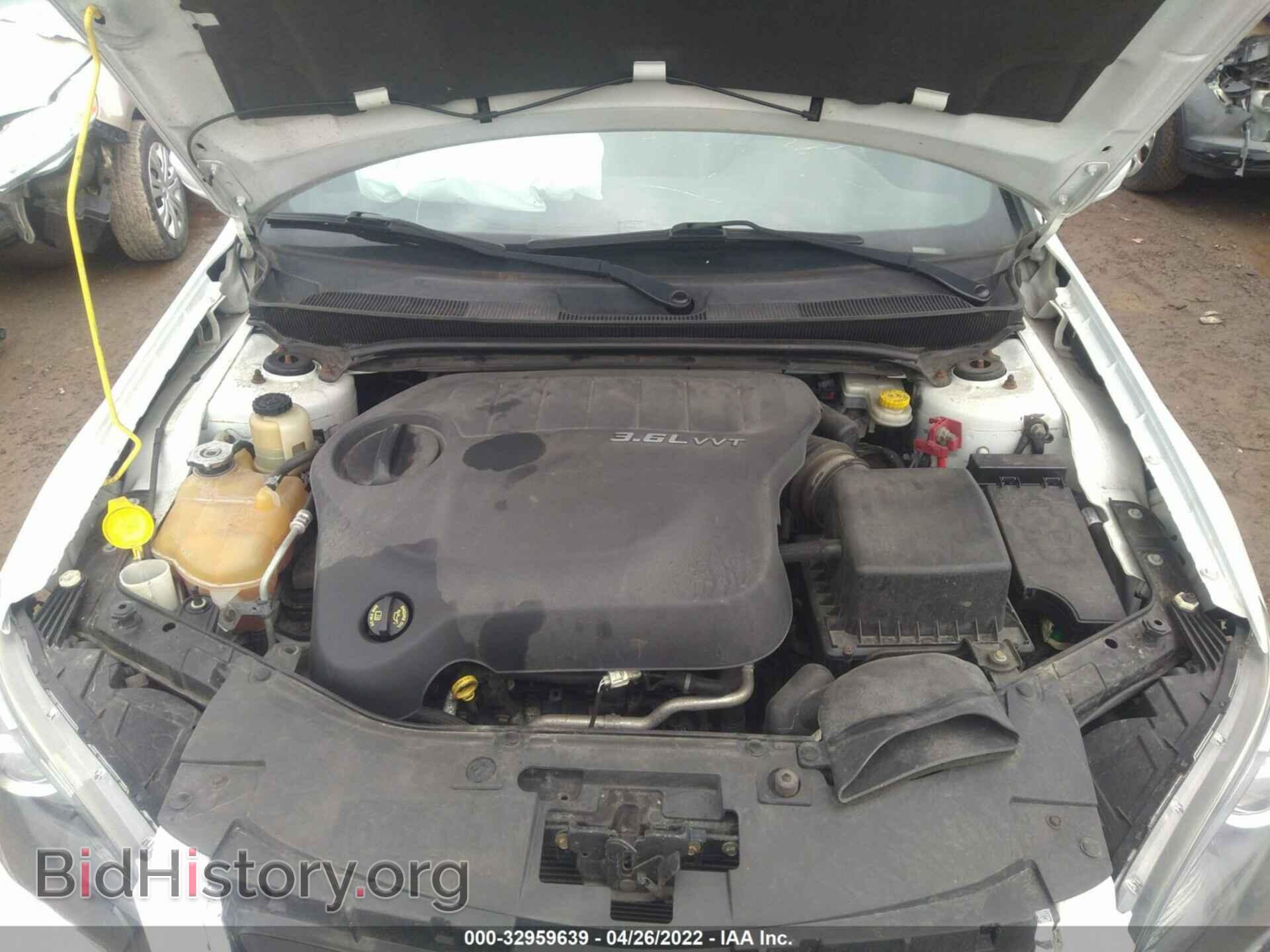 2013 CHRYSLER 200 - VIN: 1C3CCBCG2DN701998 - Фото 10