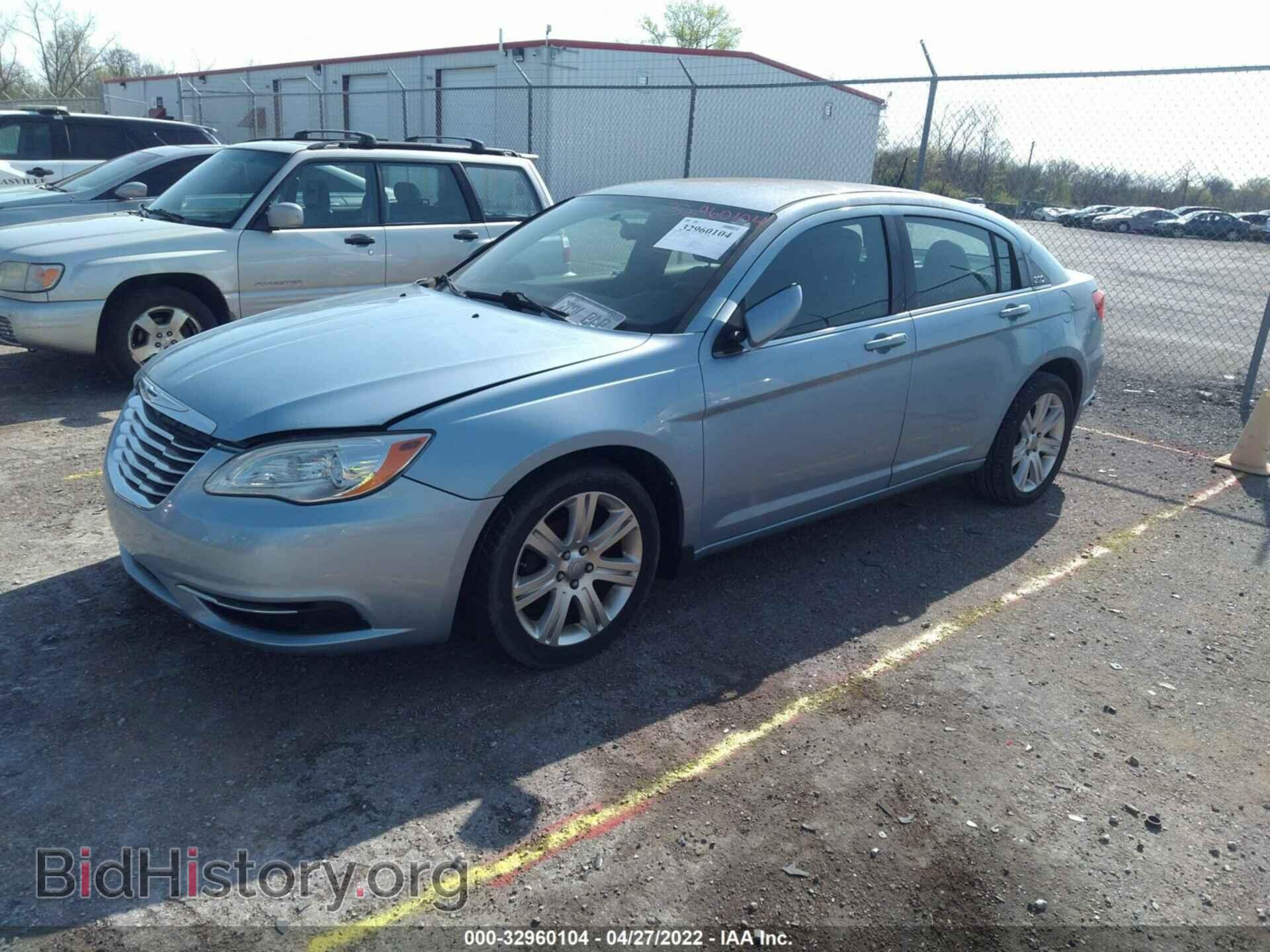 2012 CHRYSLER 200 - VIN: 1C3CCBBB0CN175729 - Фото 2