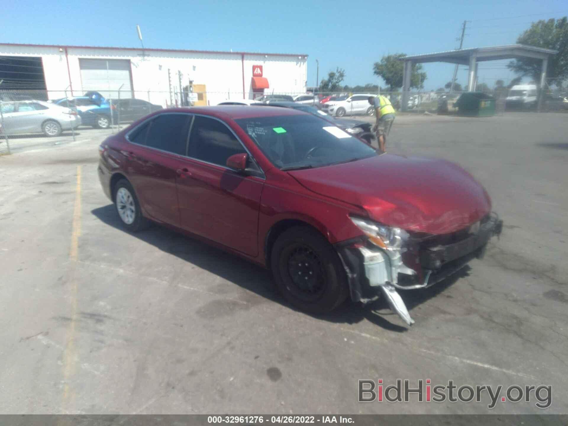 Photo 4T1BF1FK3FU913239 - TOYOTA CAMRY 2015