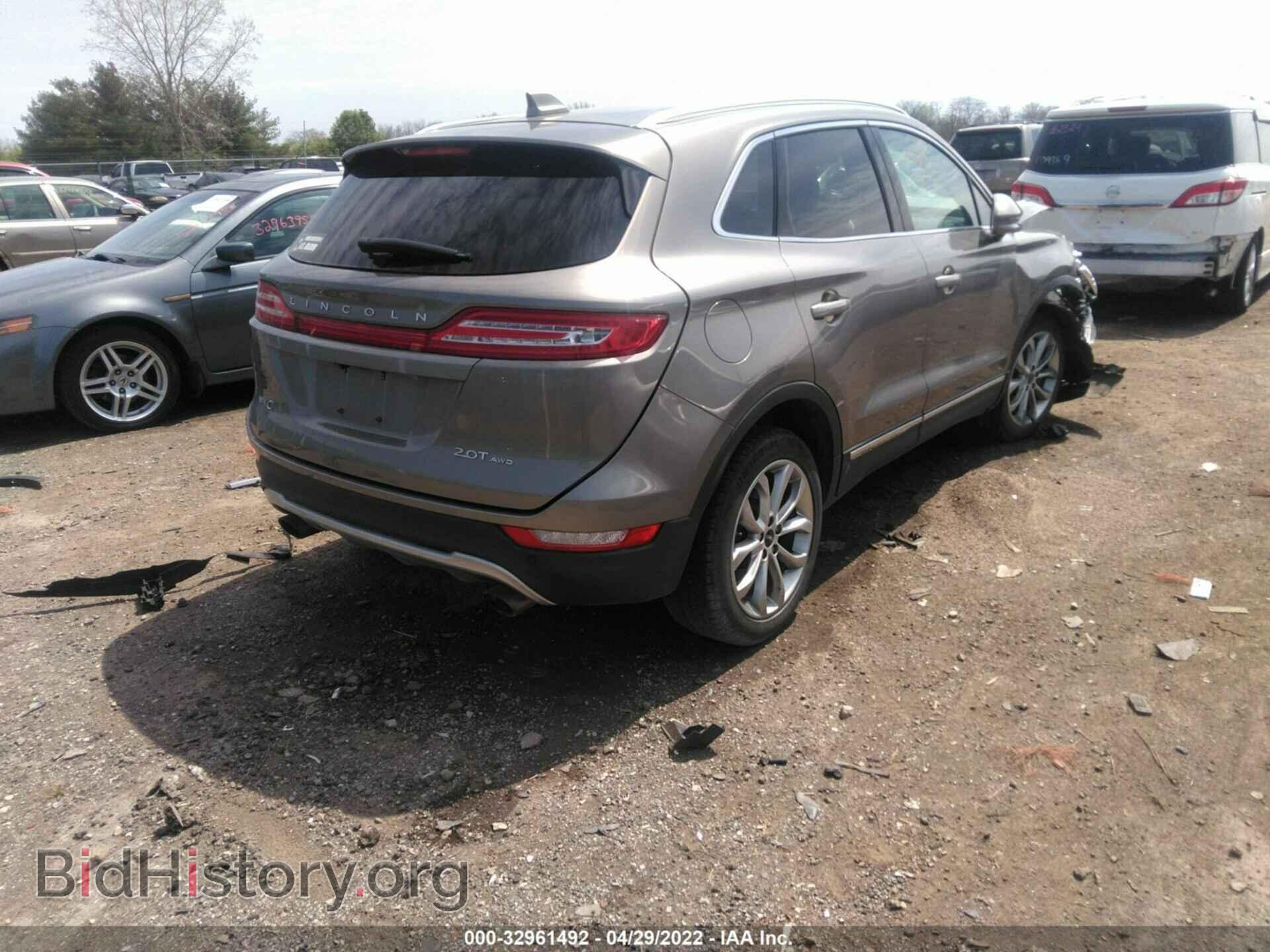 2017 LINCOLN MKC - VIN: 5LMCJ2D98HUL21814 - Photo 4