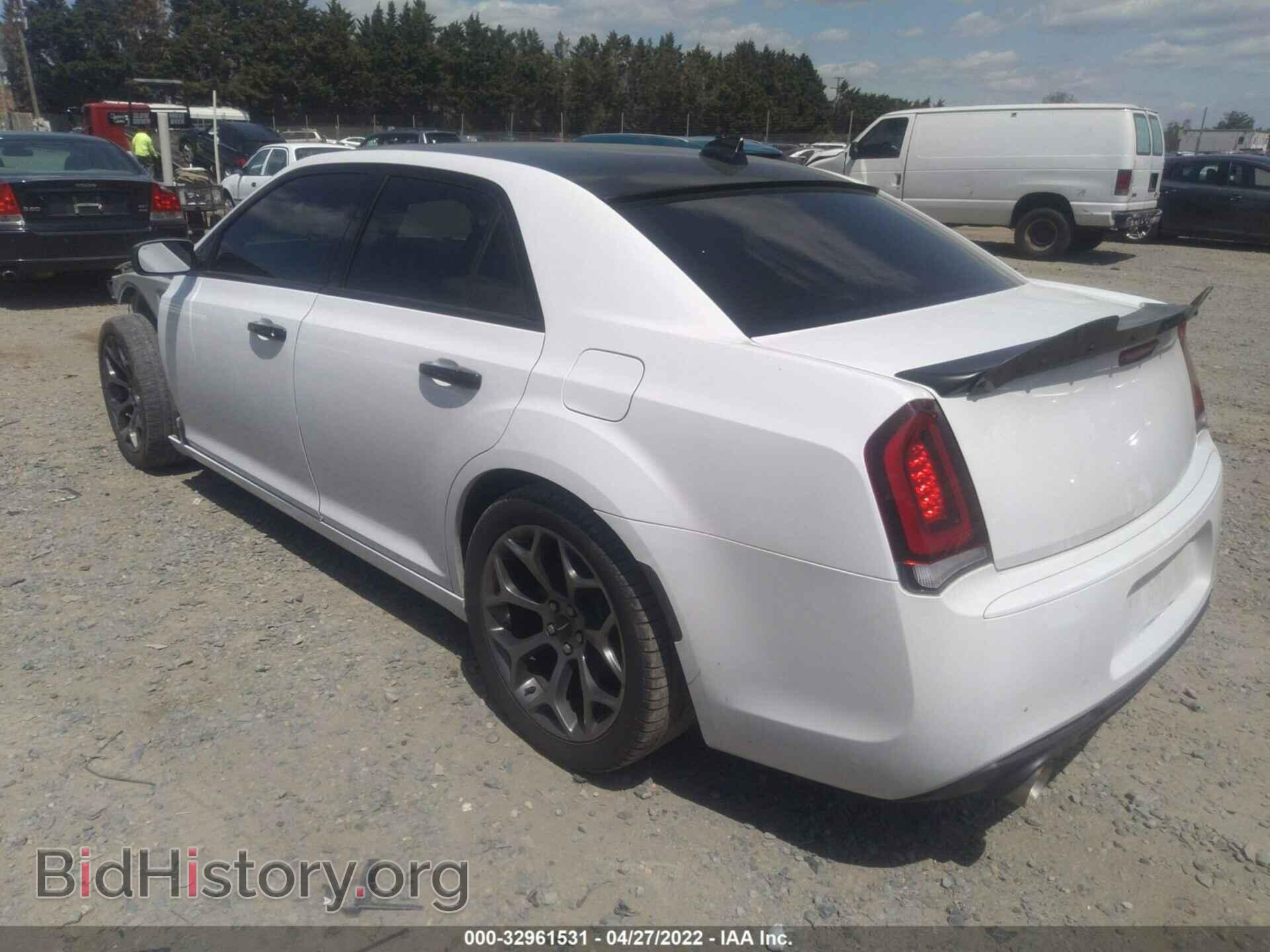 2015 CHRYSLER 300 - VIN: 2C3CCABG9FH864445 - Фото 3