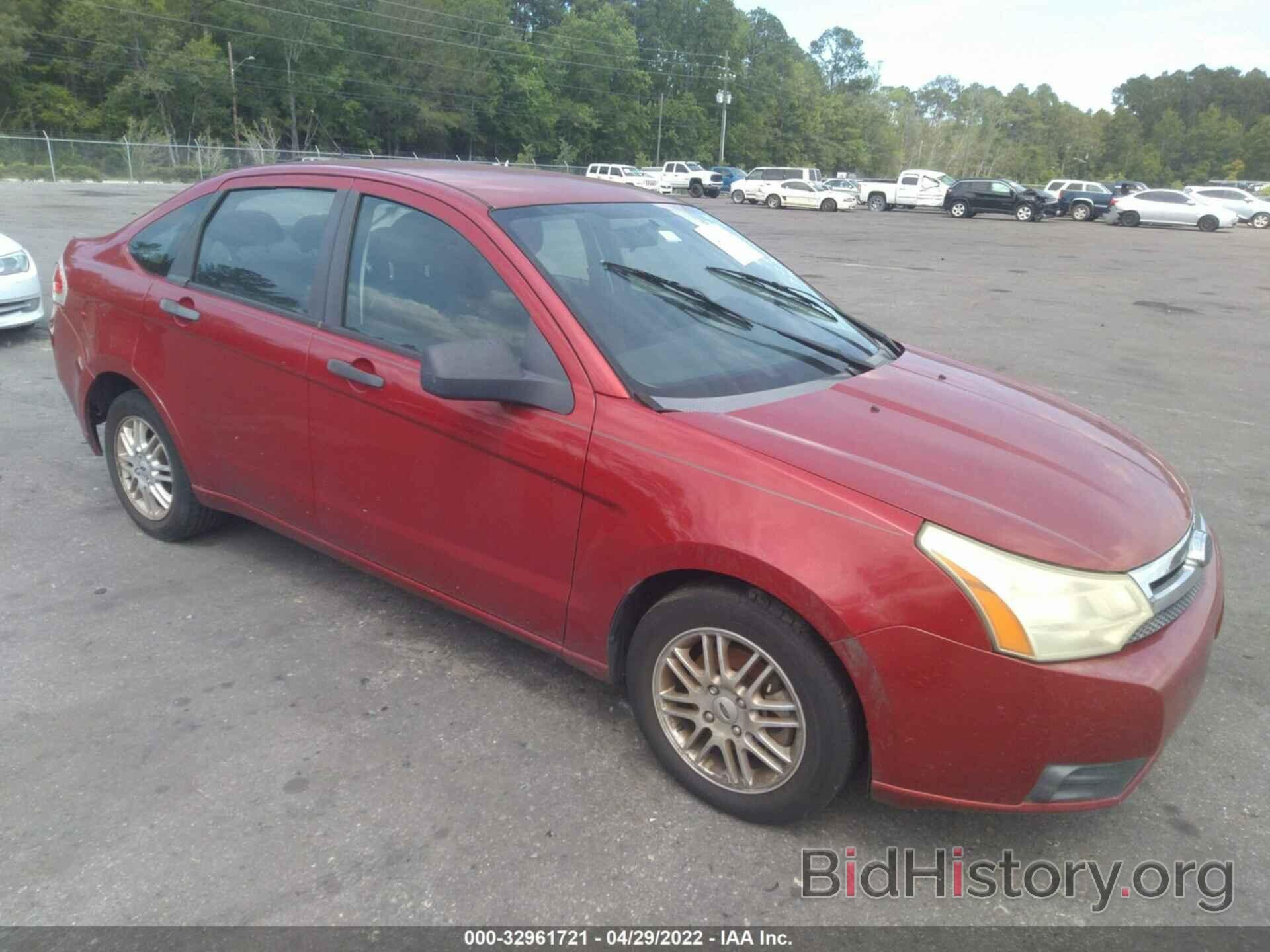 Photo 1FAHP35N59W182458 - FORD FOCUS 2009