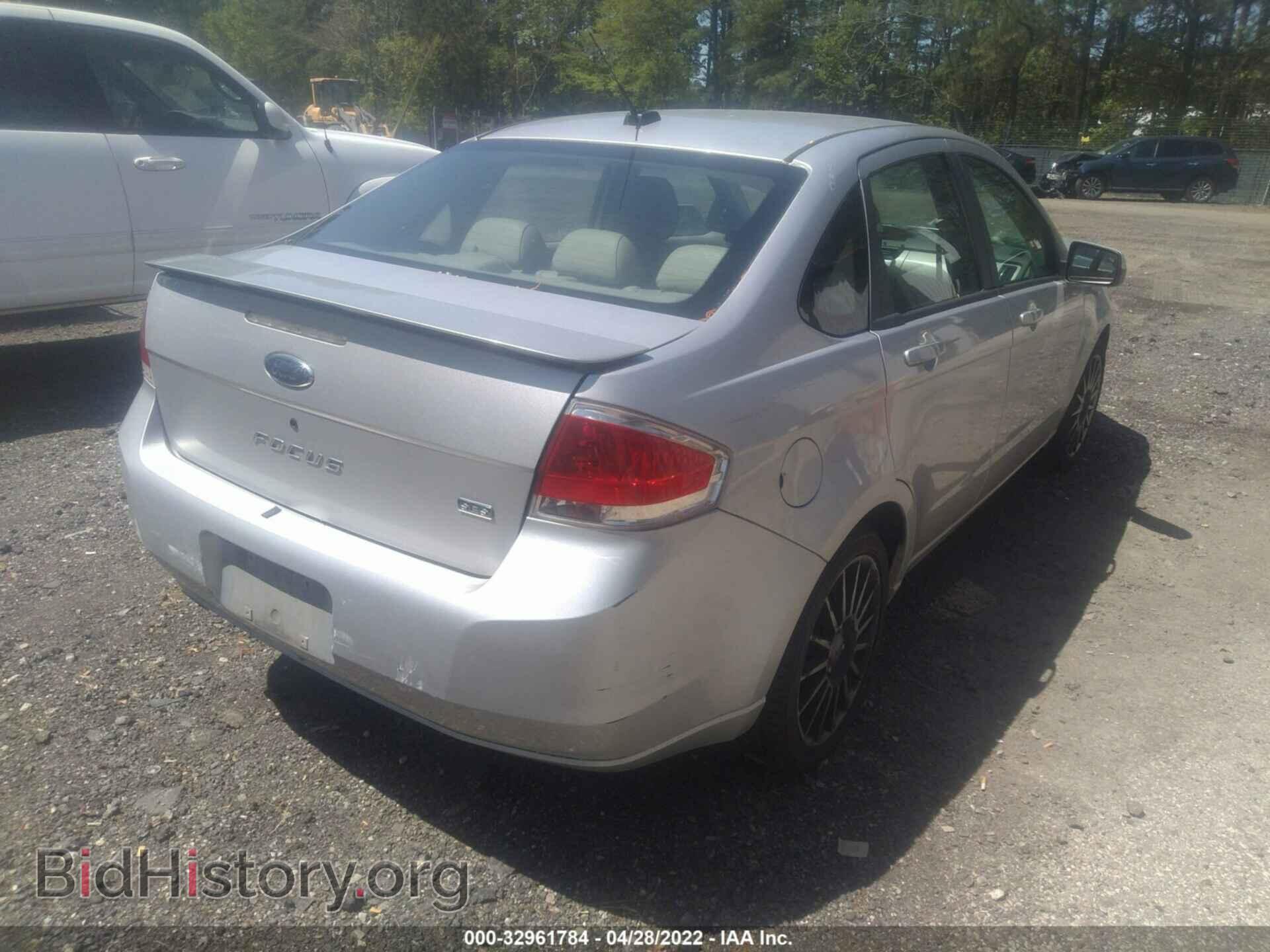 2009 FORD FOCUS - VIN: 1FAHP36N09W126460 - Фото 4