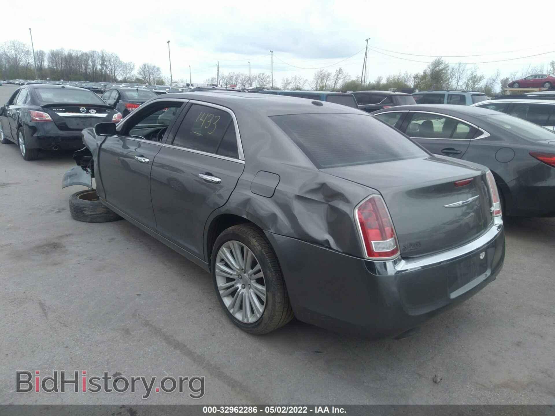 2012 CHRYSLER 300 - VIN: 2C3CCACG1CH209755 - Photo 3