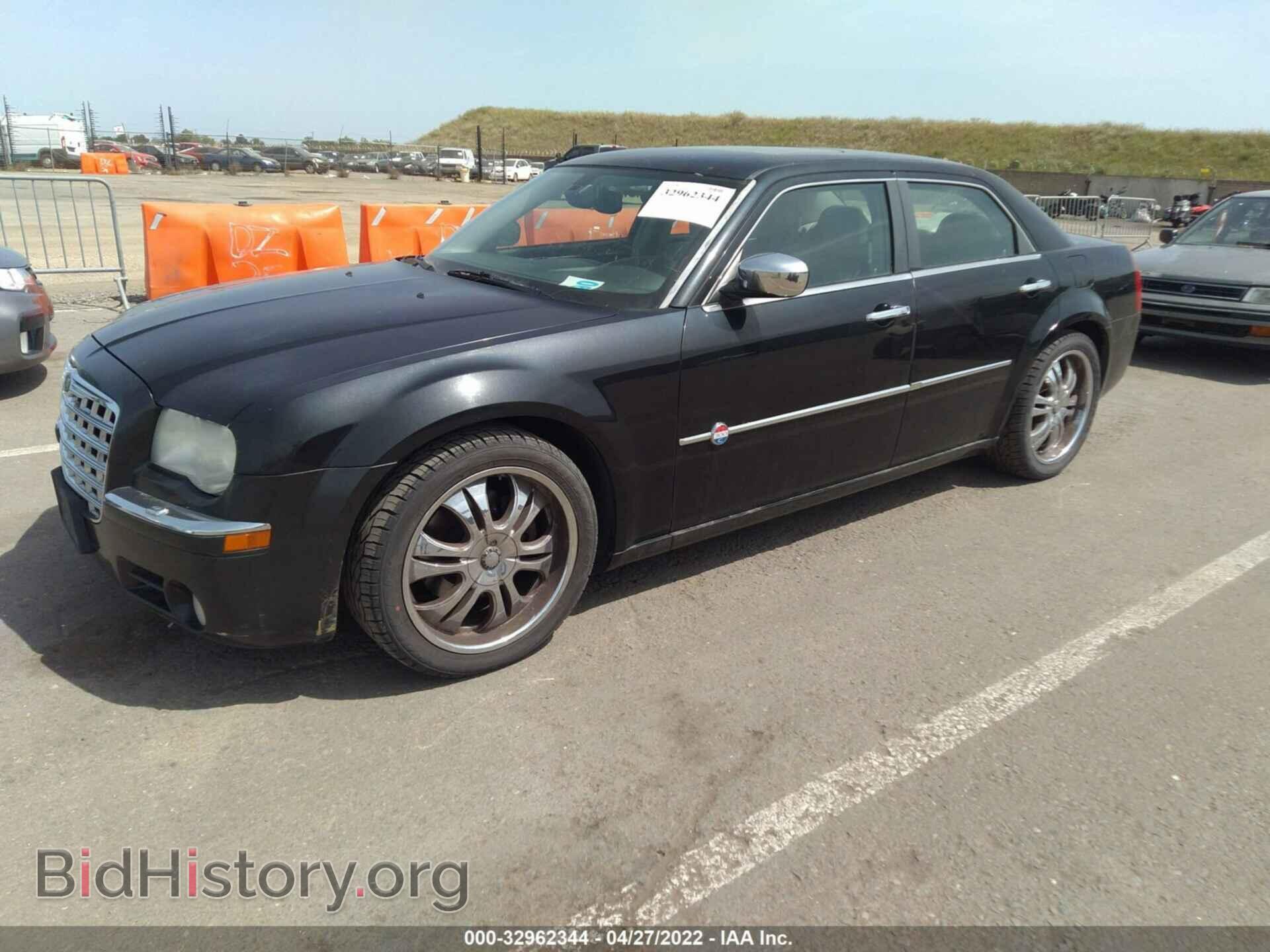 2006 CHRYSLER 300 - VIN: 2C3LA63HX6H389365 - Фото 2