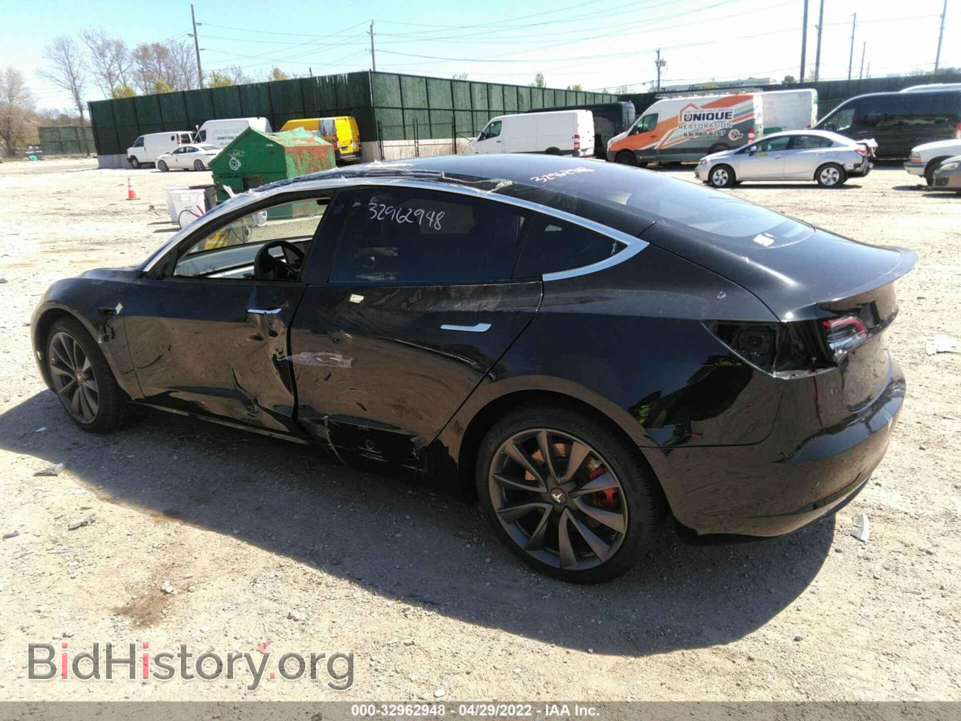 2018 TESLA MODEL 3 - VIN: 5YJ3E1EA2JF179375 - Photo 3