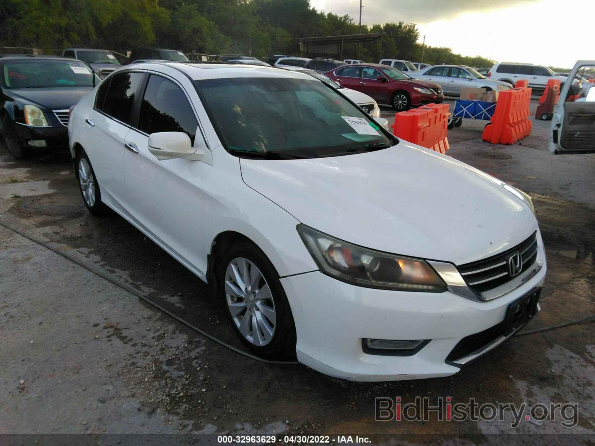 Фотография 1HGCR2F88DA204011 - HONDA ACCORD SDN 2013