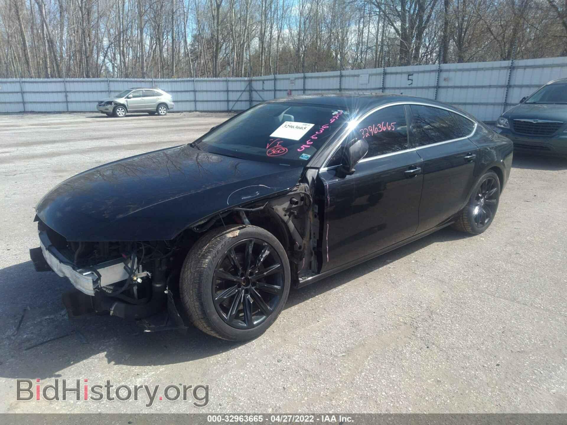 2014 AUDI A7 - VIN: WAUWMAFC0EN036588 - Фото 2