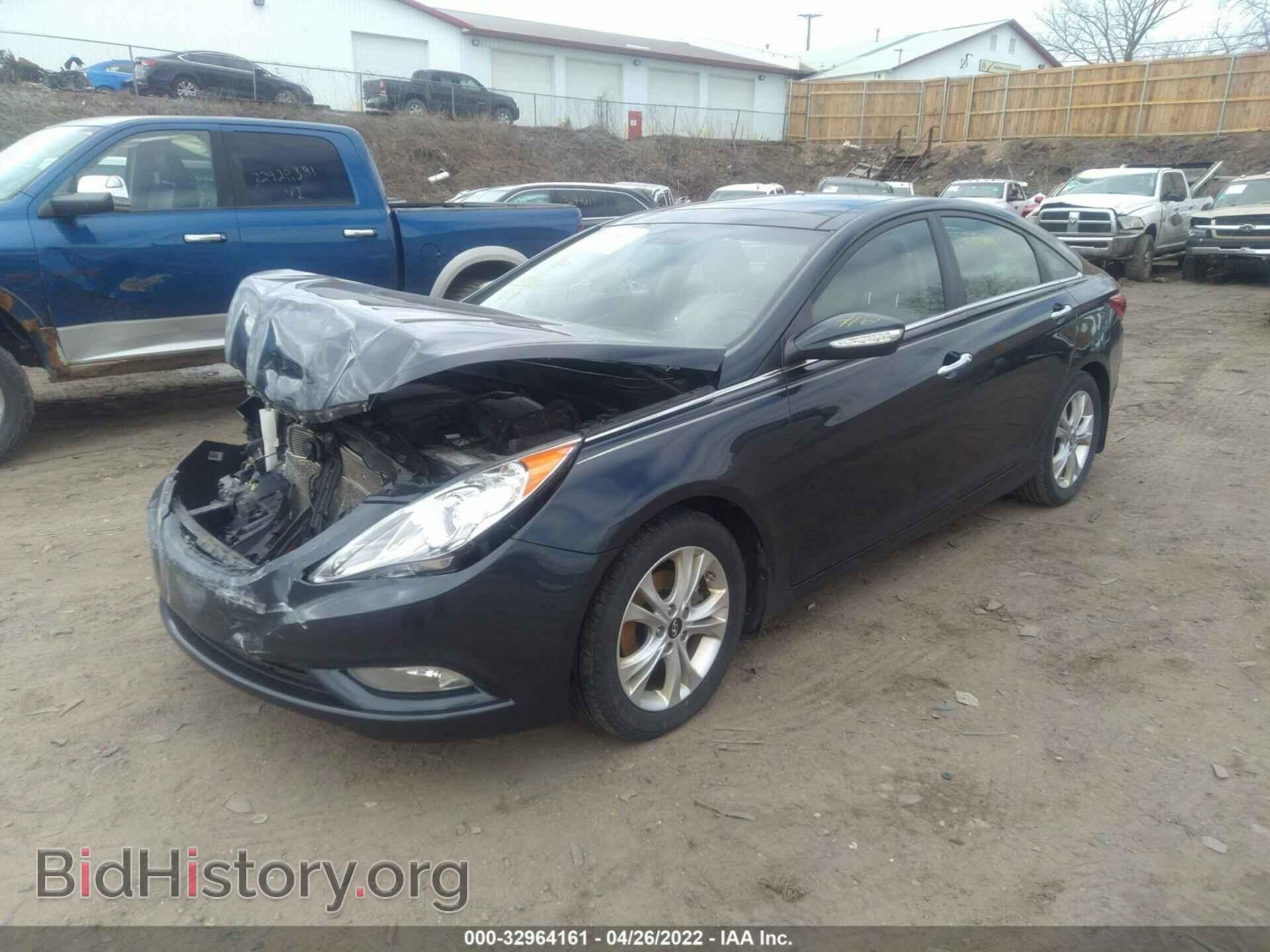 2013 HYUNDAI SONATA - VIN: 5NPEC4AC5DH608229 - Фото 2