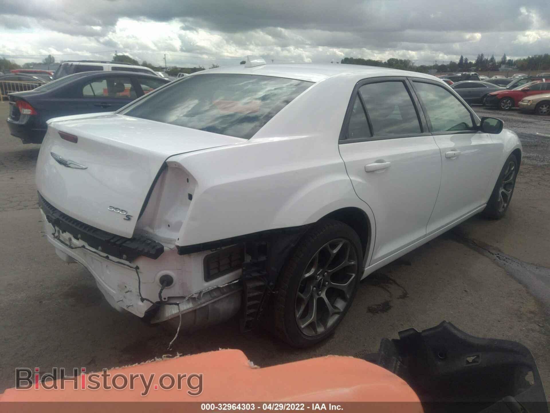 2018 CHRYSLER 300 - VIN: 2C3CCABG1JH227221 - Фото 4