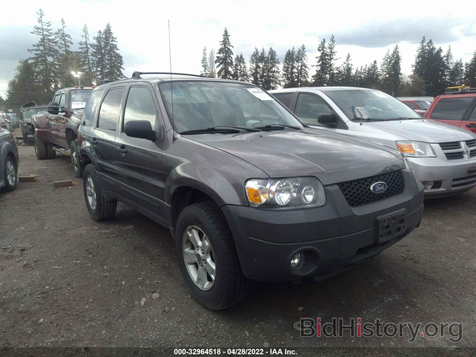 Photo 1FMYU93106KB00043 - FORD ESCAPE 2006