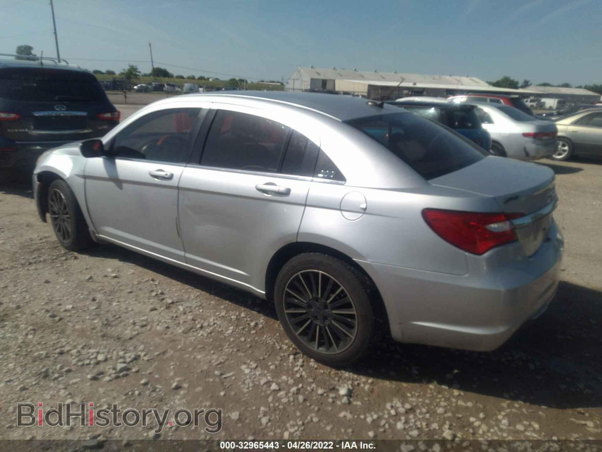 2012 CHRYSLER 200 - VIN: 1C3CCBAB2CN100399 - Фото 3