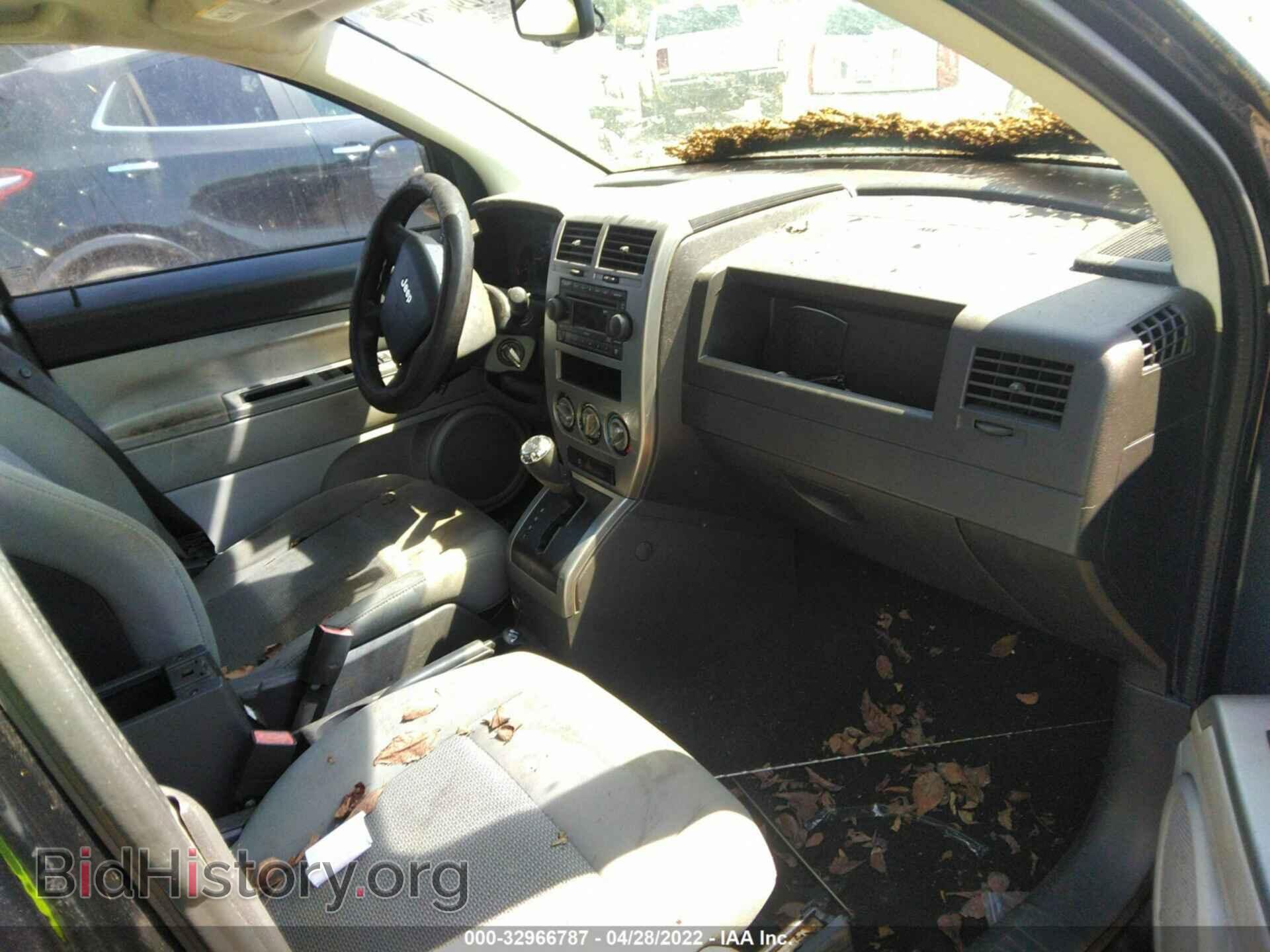 2007 JEEP COMPASS - VIN: 1J8FT47W27D190088 - Фото 5