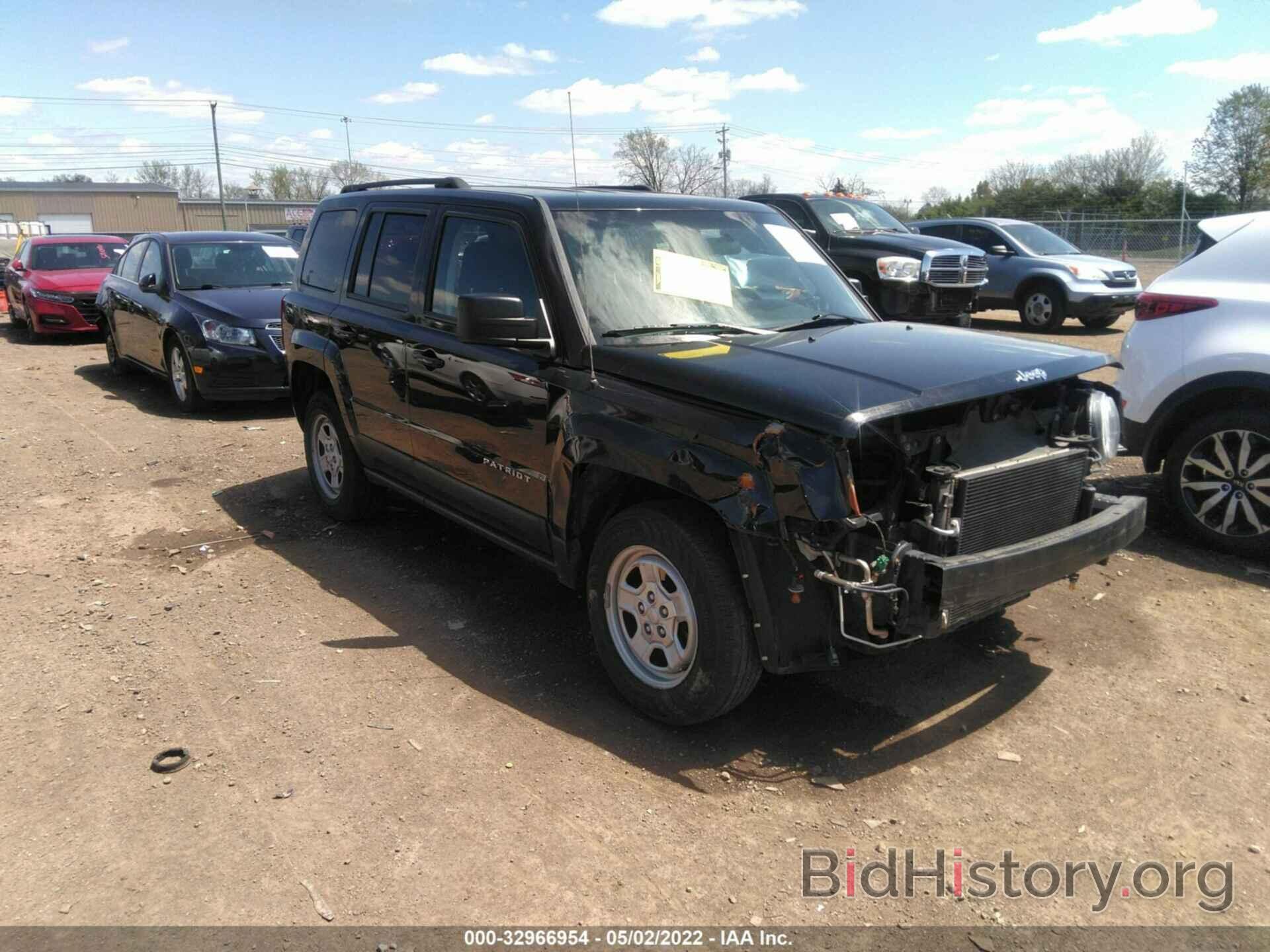 Photo 1C4NJRBB6FD279624 - JEEP PATRIOT 2015