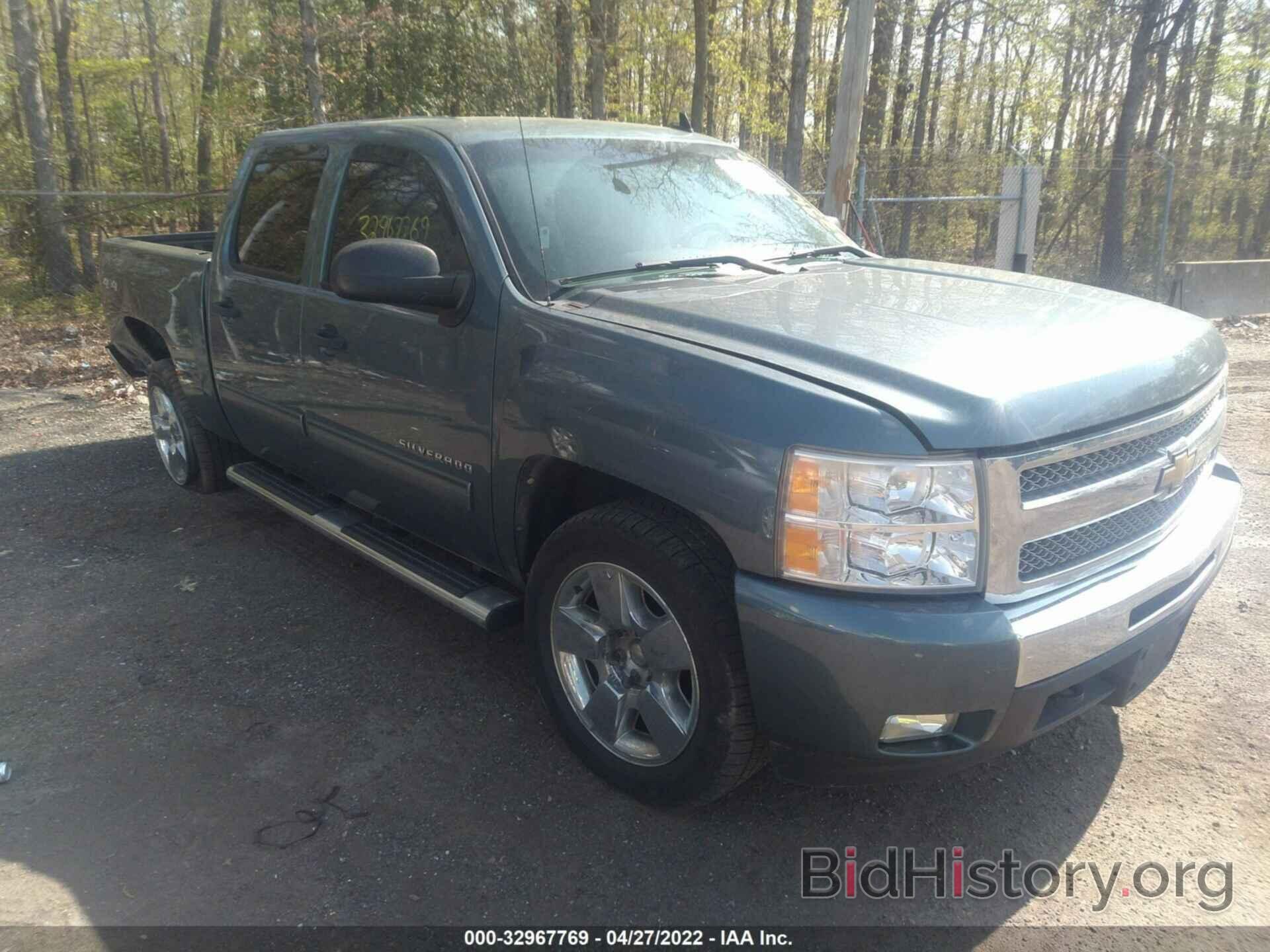 Photo 3GCPKSE32BG365091 - CHEVROLET SILVERADO 1500 2011