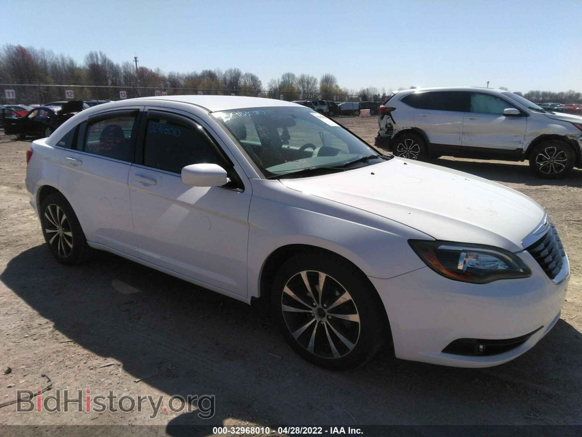 Photo 1C3CCBBG4DN745146 - CHRYSLER 200 2013