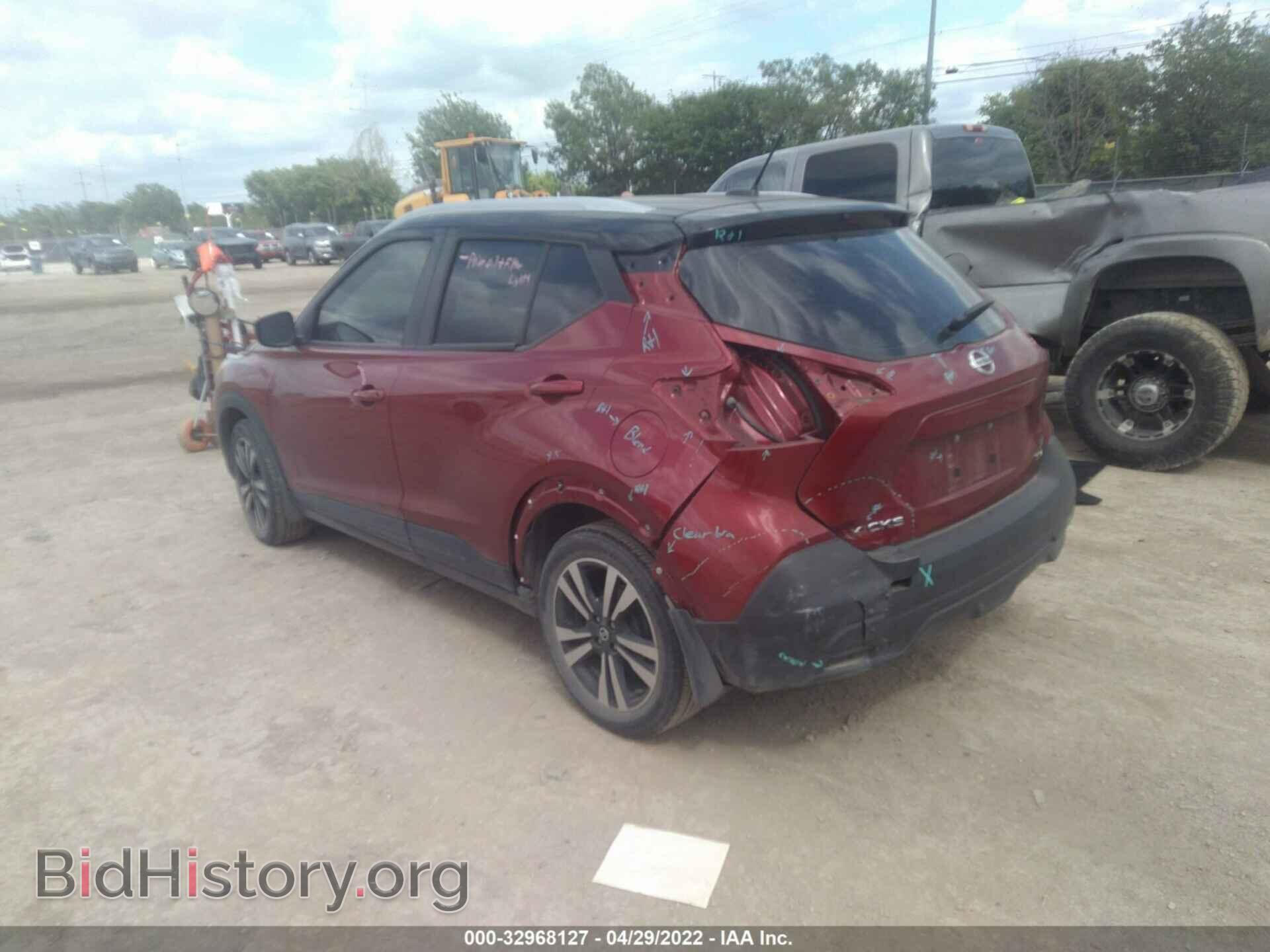 2019 NISSAN KICKS - VIN: 3N1CP5CU3KL563203 - Фото 3