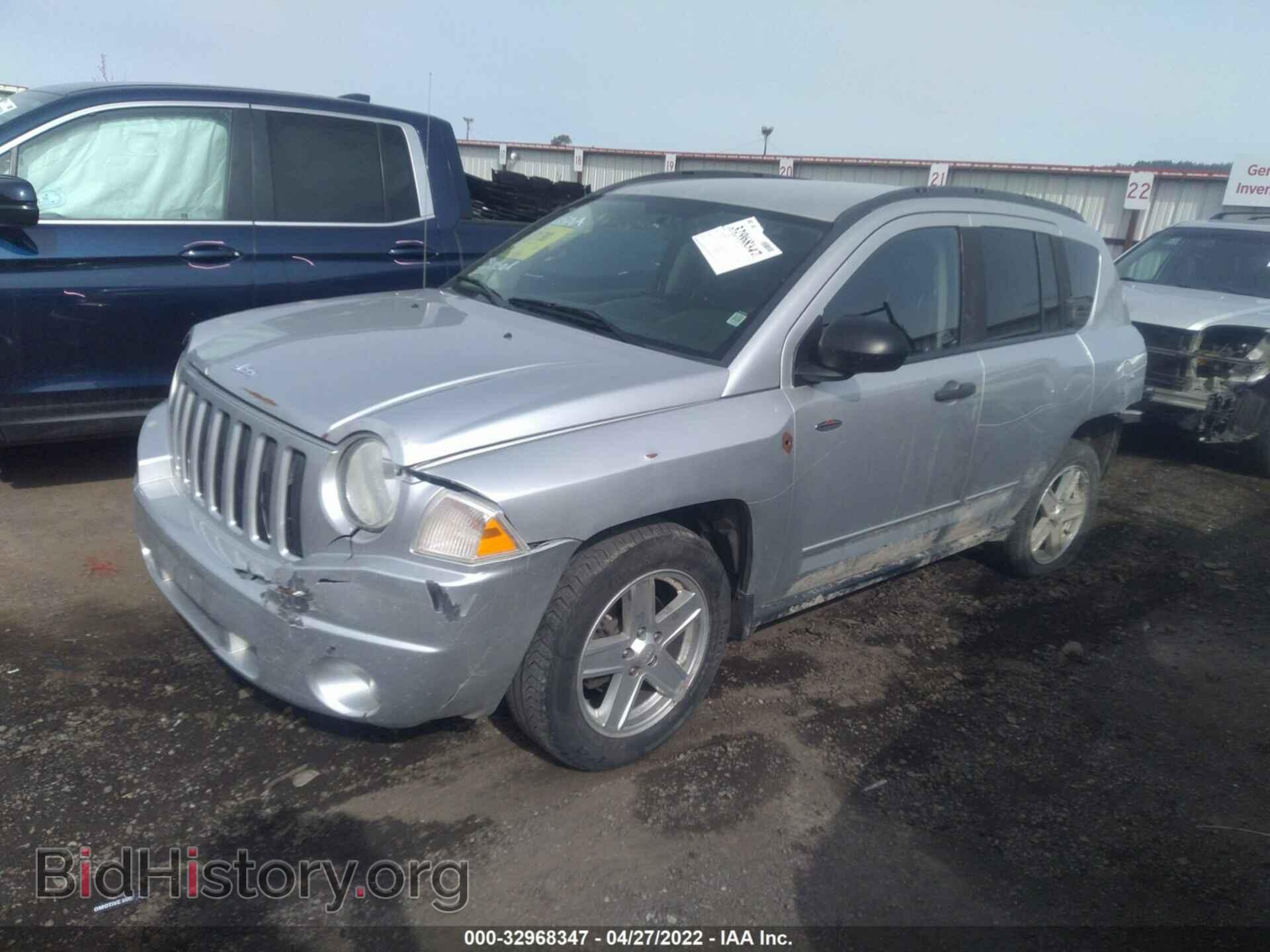 2009 JEEP COMPASS - VIN: 1J4FT47A09D183990 - Photo 2