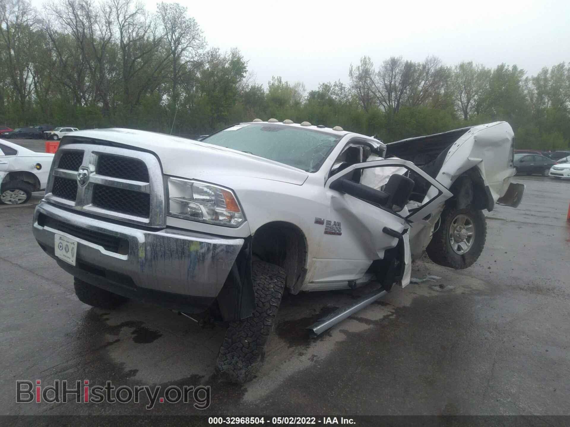 2015 RAM 2500 - VIN: 3C6UR5CJ2FG528420 - Фото 2
