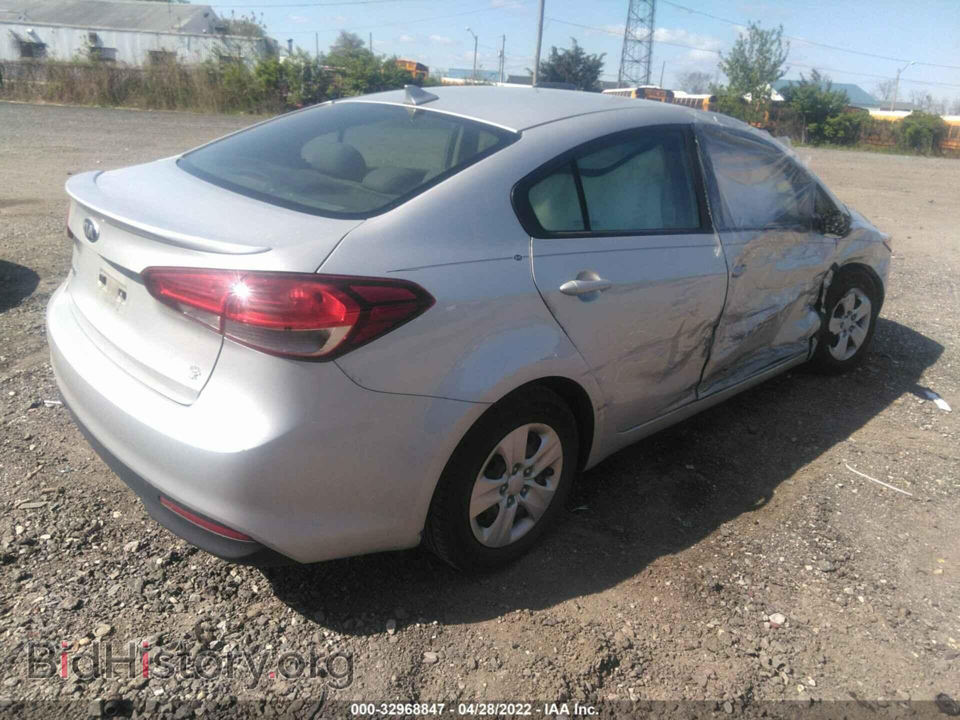 2017 KIA FORTE - VIN: 3KPFK4A71HE095484 - Фото 4