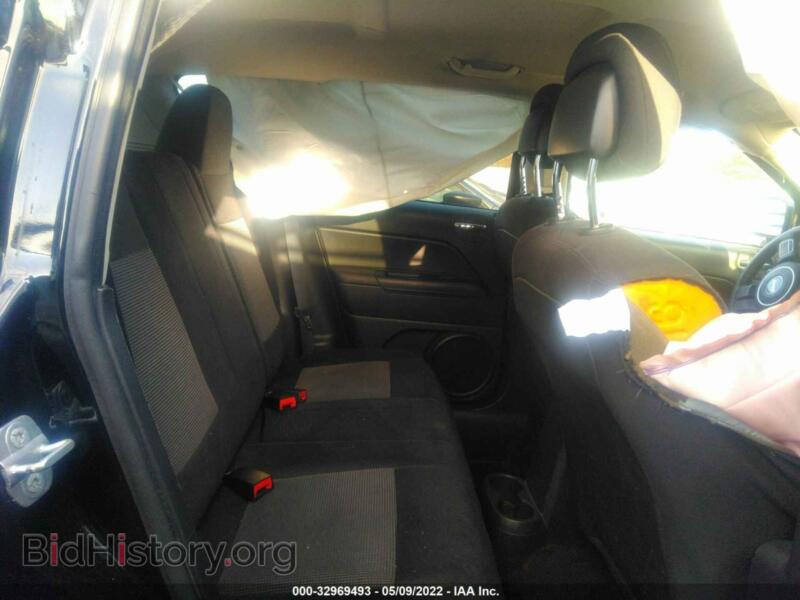 2014 Jeep COMPASS (VIN 1C4NJCBA9ED777738) — фото 8 из 11