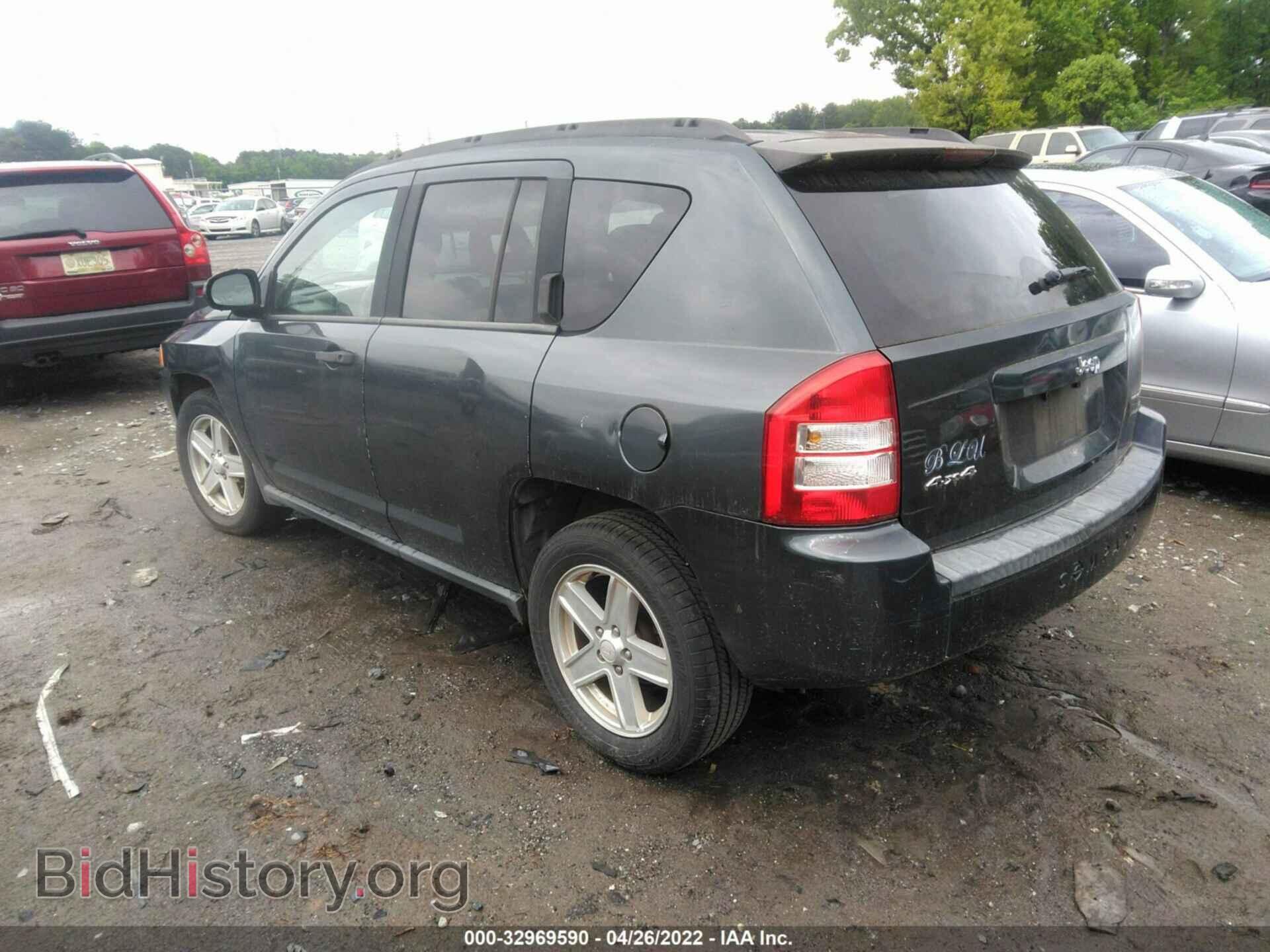 2007 JEEP COMPASS - VIN: 1J8FF47W17D261093 - Фото 3