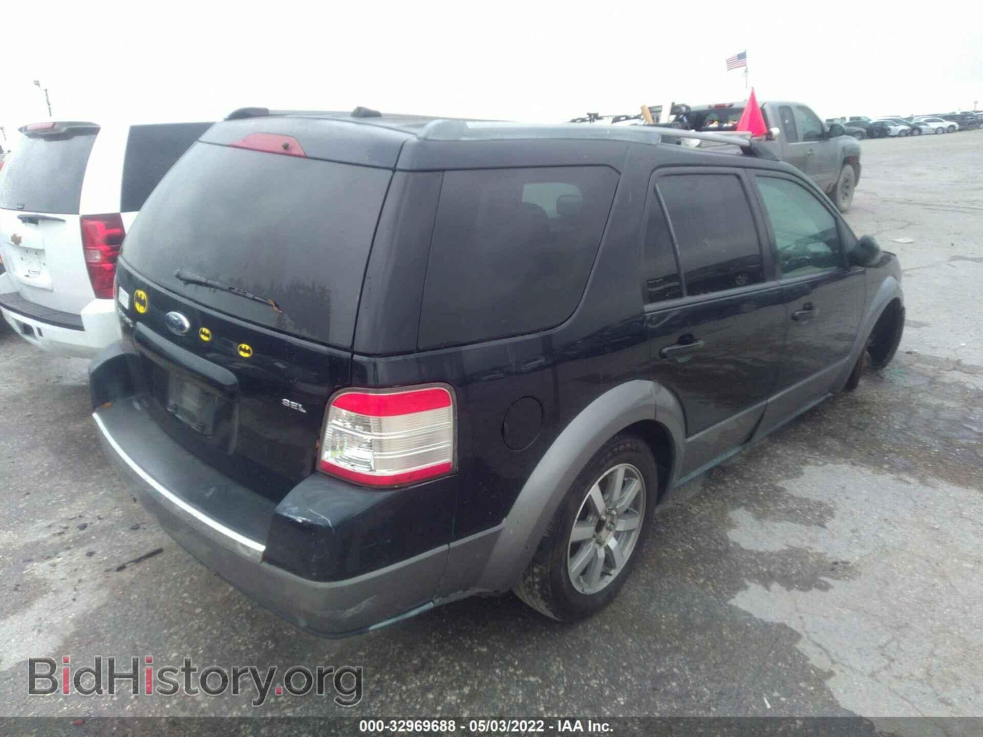 2008 FORD TAURUS X - VIN: 1FMDK02W58GA24077 - Фото 4