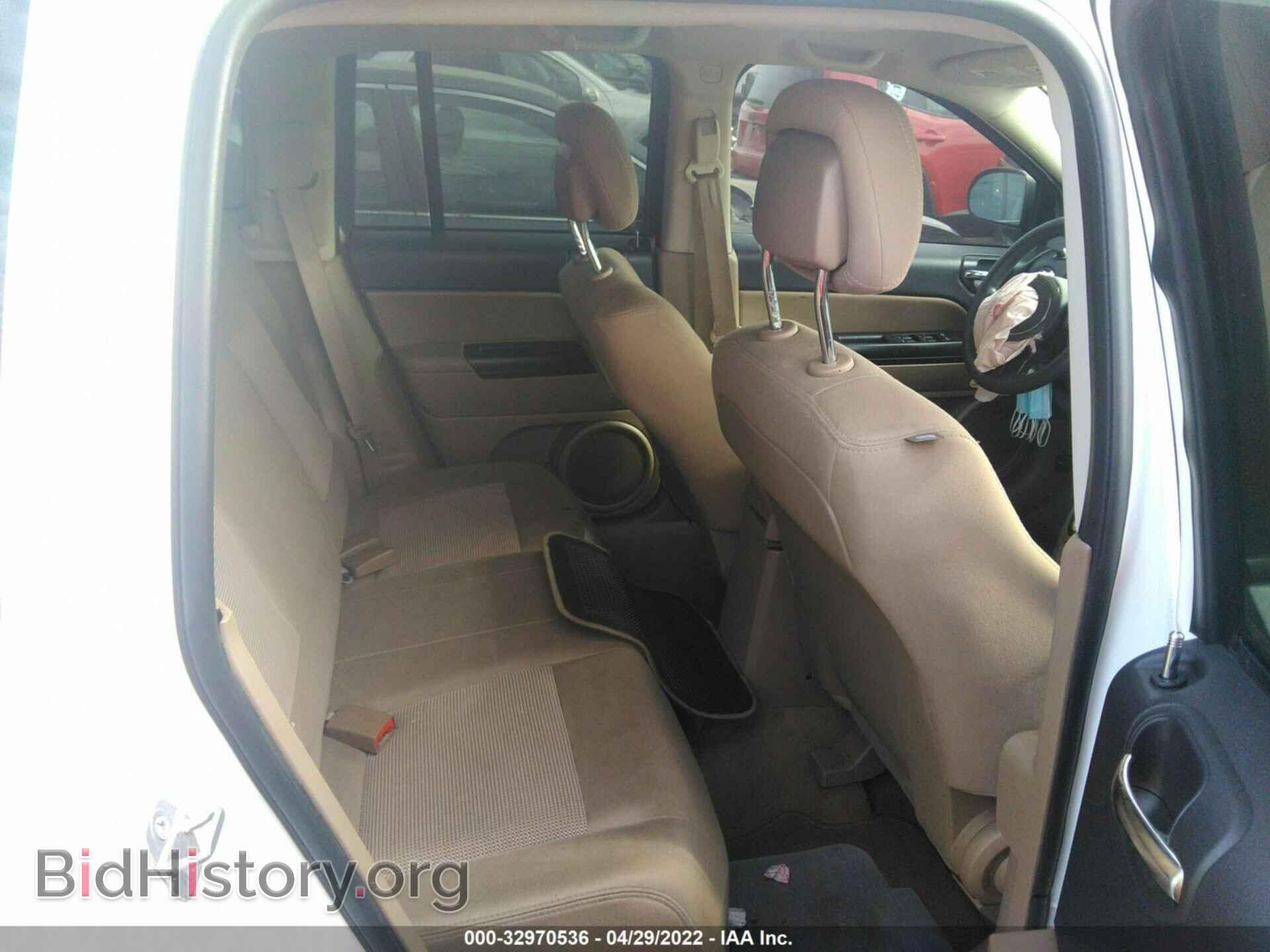 2014 JEEP COMPASS - VIN: 1C4NJDBB7ED670833 - Фото 8