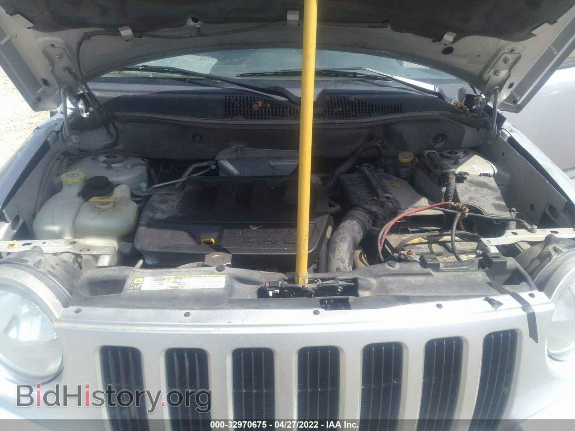 2010 JEEP COMPASS - VIN: 1J4NF1FB1AD623683 - Фото 10