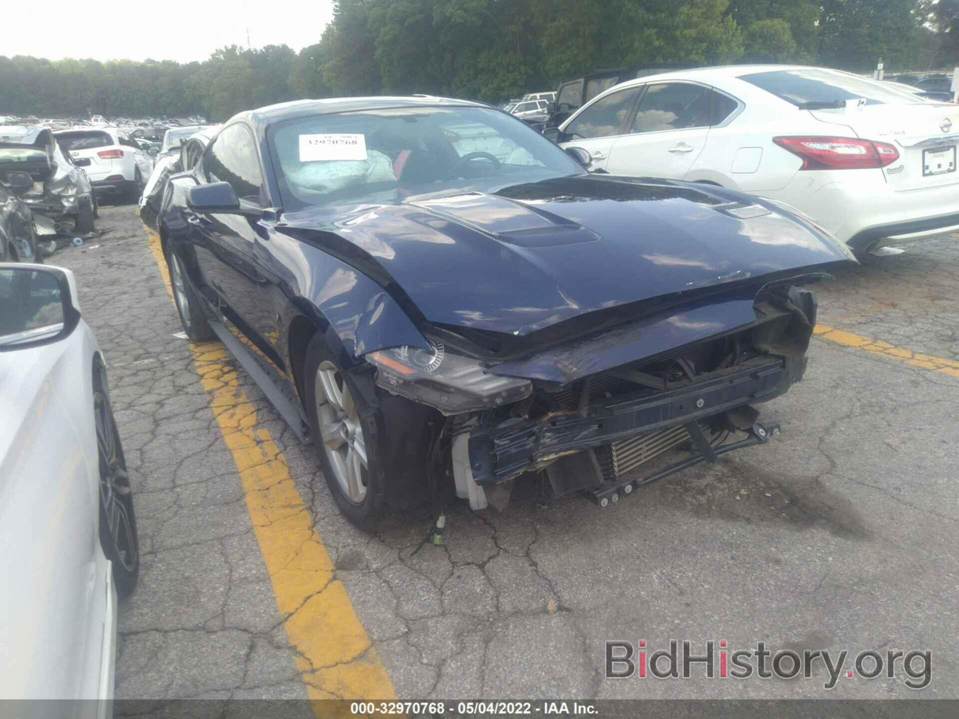 Photo 1FA6P8TH1J5127470 - FORD MUSTANG 2018