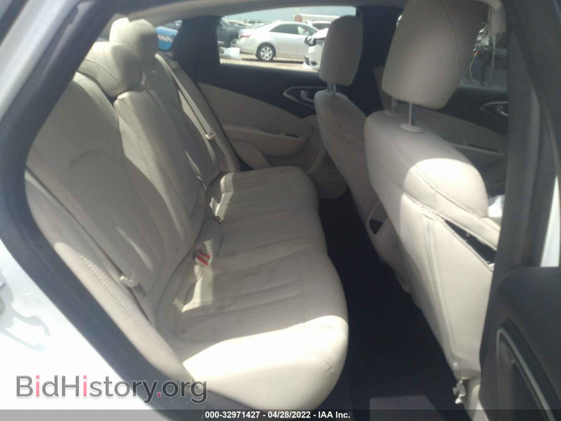 2016 CHRYSLER 200 - VIN: 1C3CCCAB5GN141735 - Фото 8