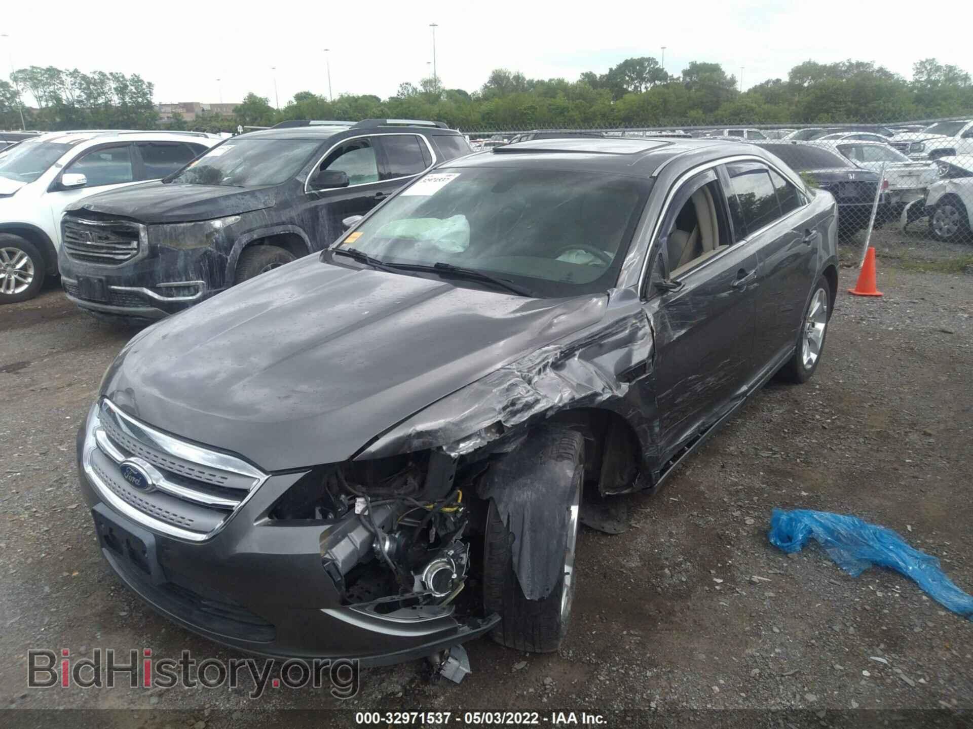 2011 FORD TAURUS - VIN: 1FAHP2EW9BG123769 - Photo 2