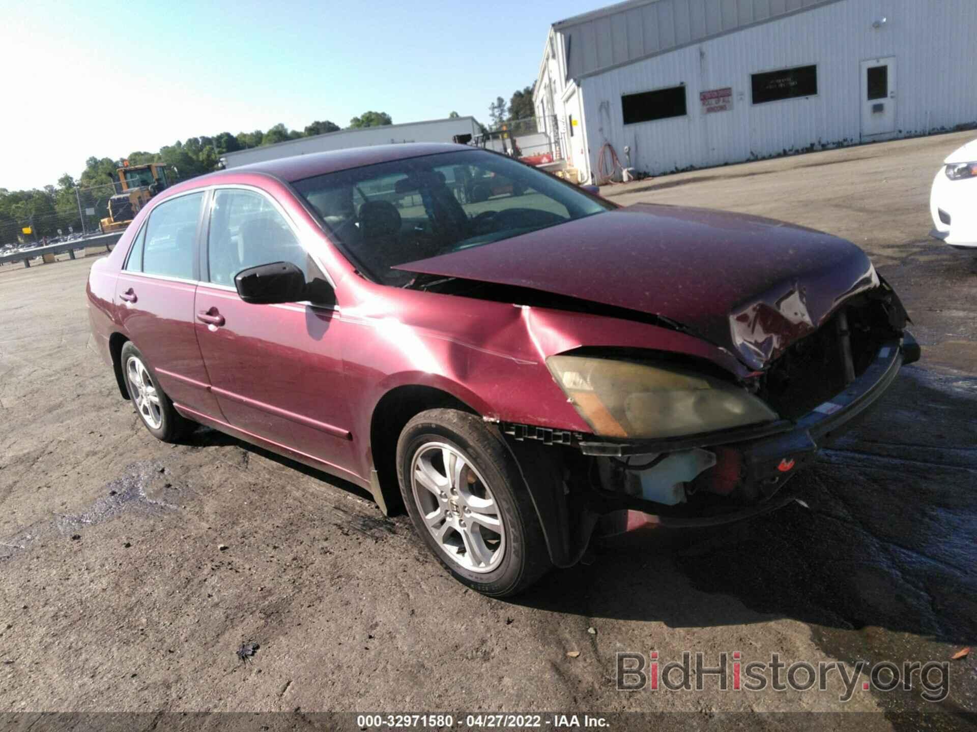 Photo 1HGCM56366A067903 - HONDA ACCORD SDN 2006