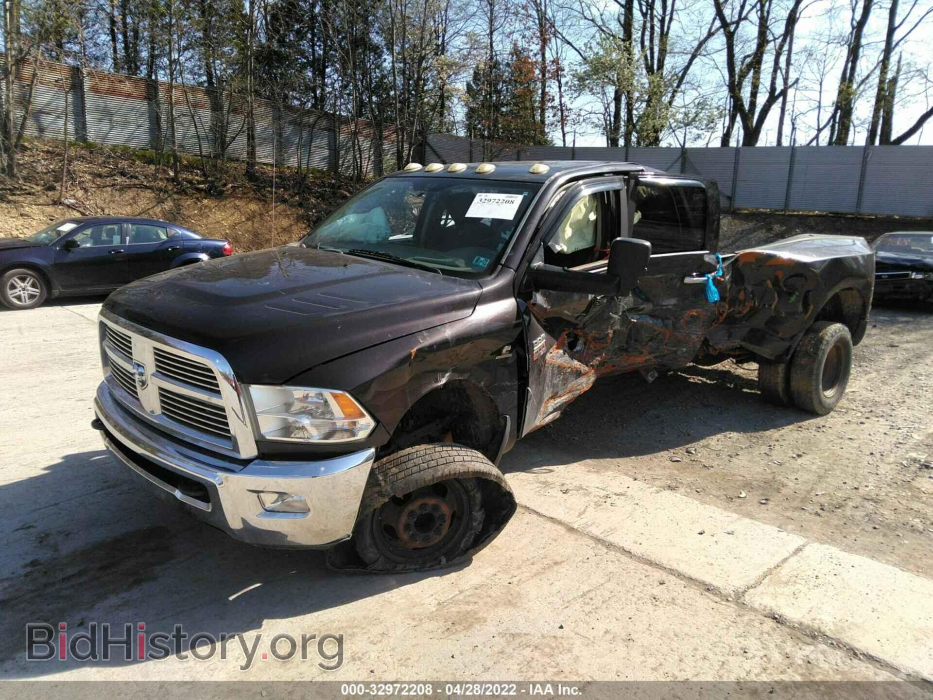 2011 RAM 3500 - VIN: 3D73Y4CL0BG526975 - Фото 2