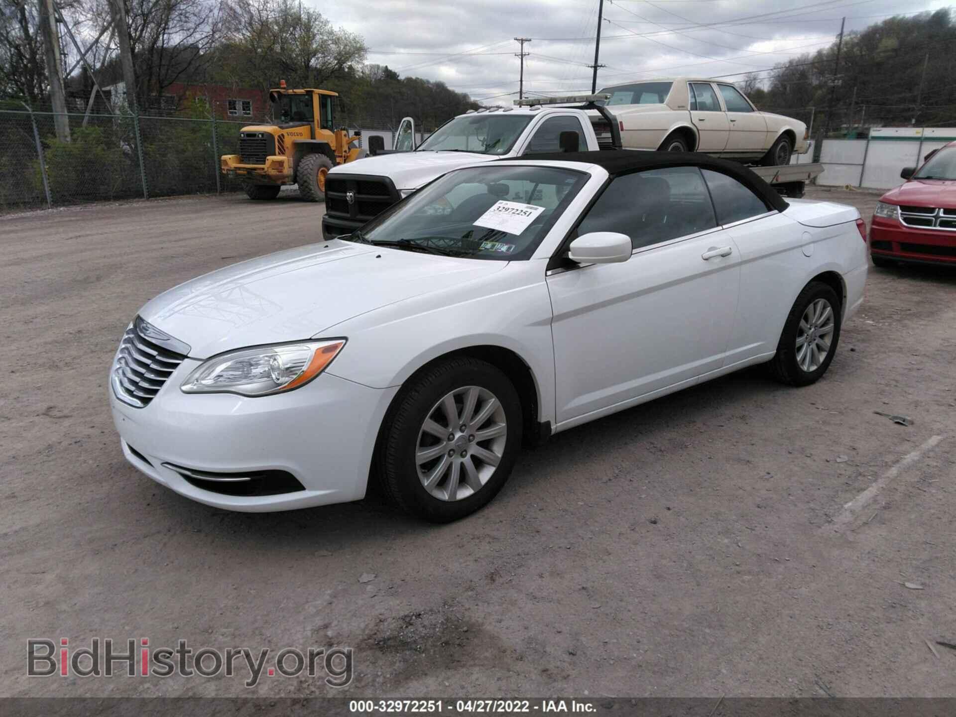 2012 CHRYSLER 200 - VIN: 1C3BCBEB5CN217416 - Photo 2