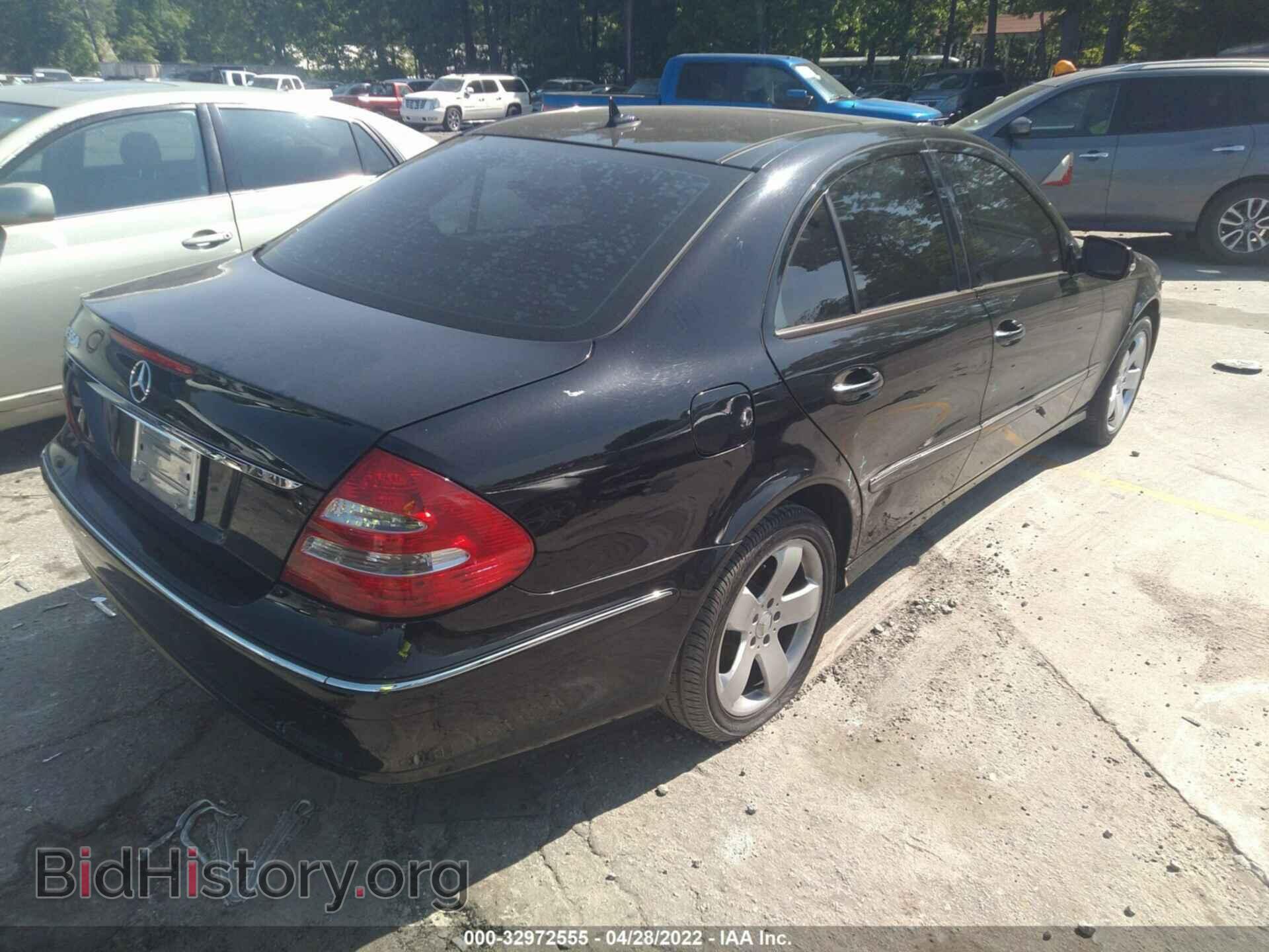 2007 MERCEDES-BENZ E-CLASS - VIN: WDBUF72X77B044559 - Фото 4
