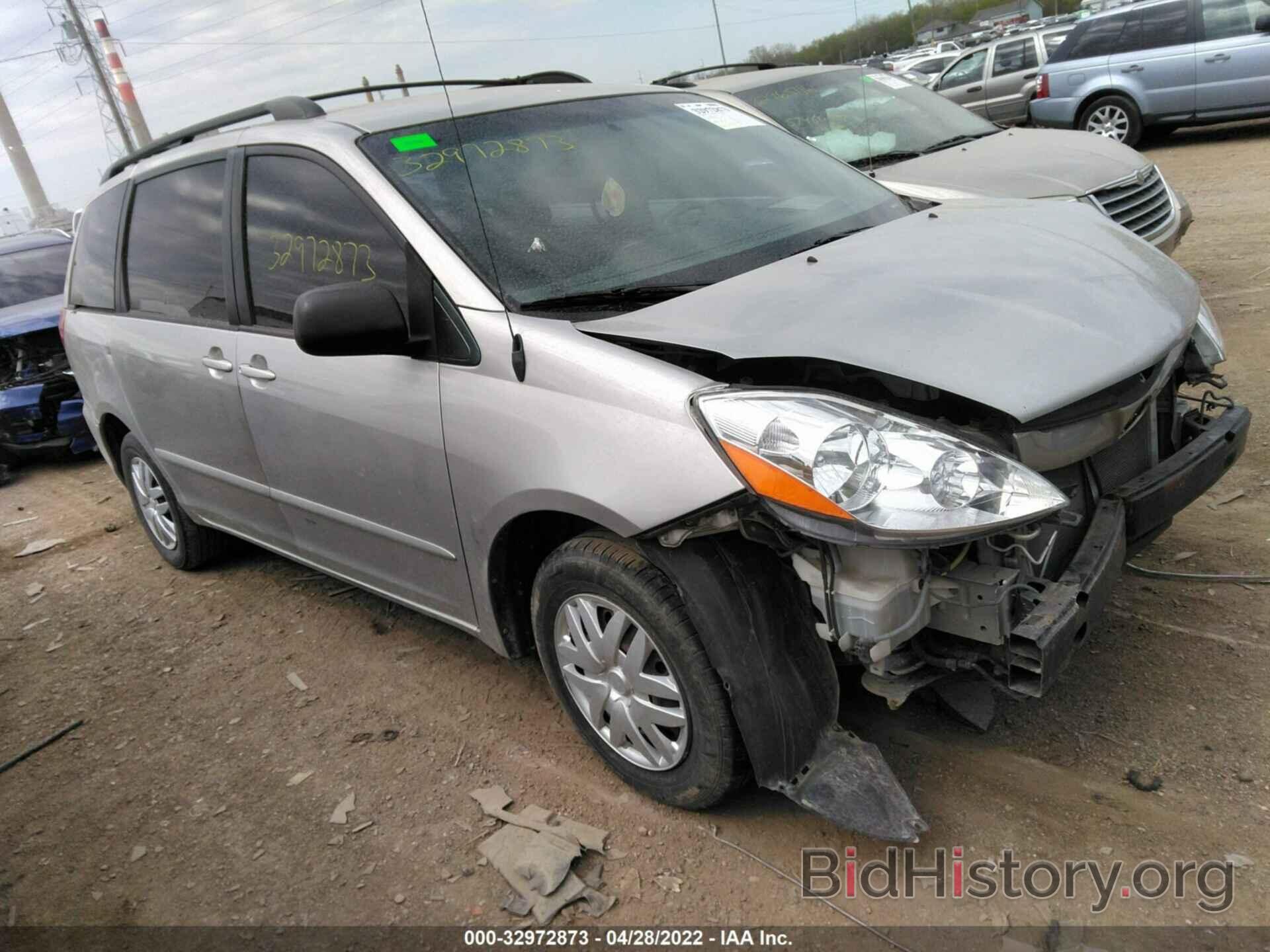 Photo 5TDZK23C08S110008 - TOYOTA SIENNA 2008