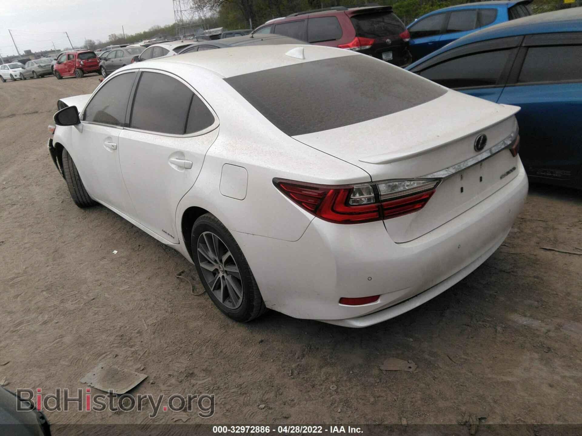 2017 LEXUS ES - VIN: JTHBW1GG8H2133880 - Фото 3