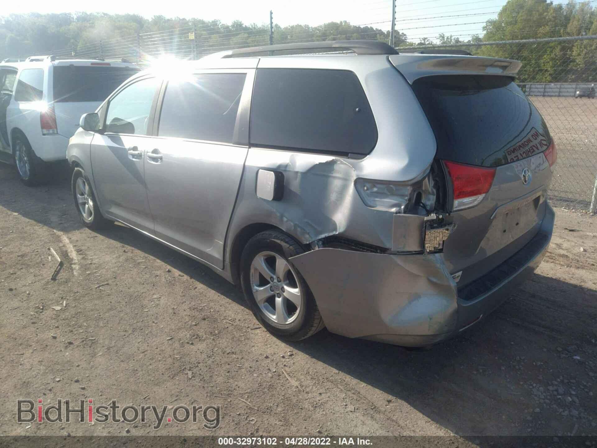 2013 TOYOTA SIENNA - VIN: 5TDKK3DC8DS348544 - Фото 3