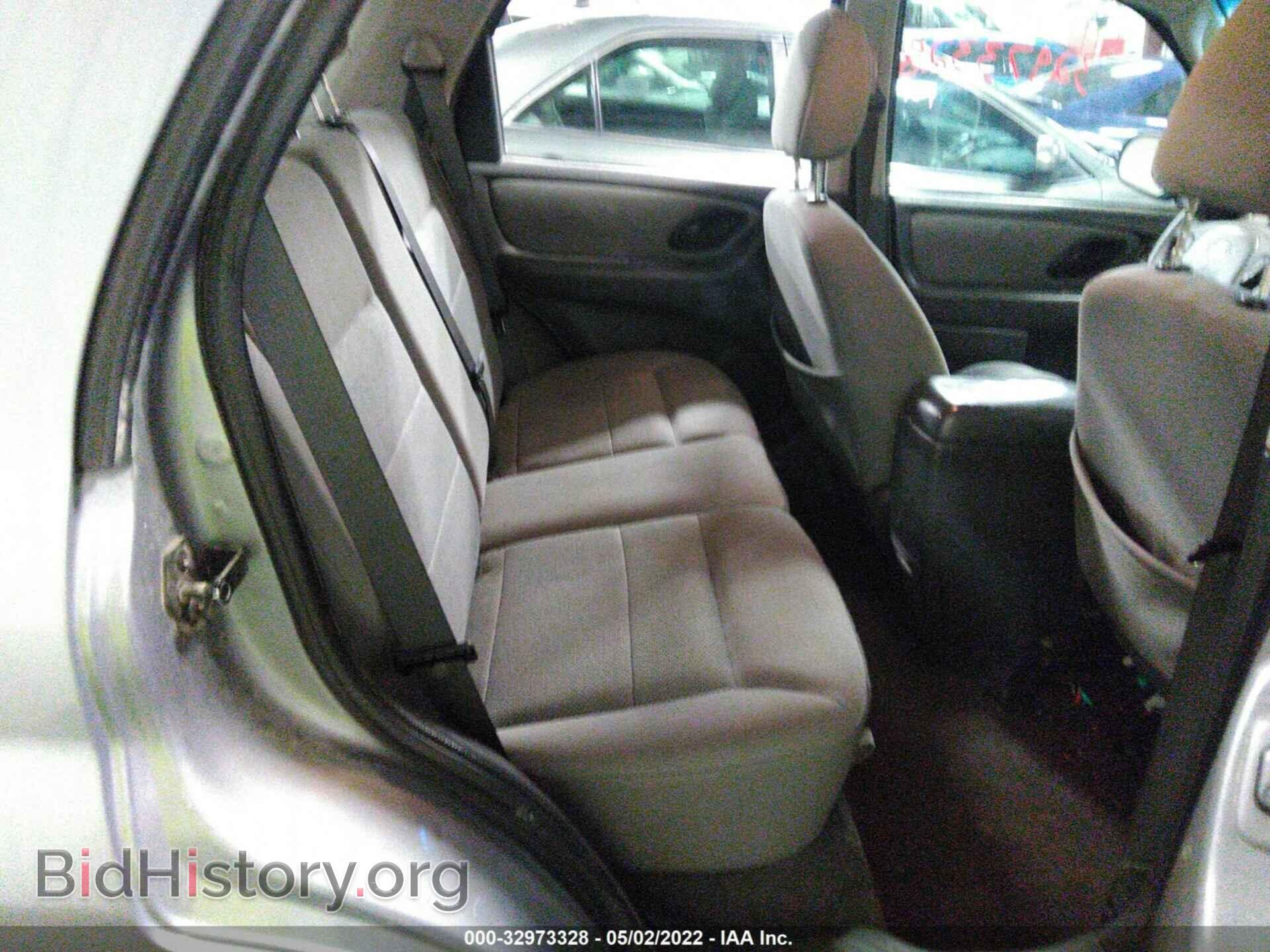 2007 FORD ESCAPE - VIN: 1FMCU93167KB38341 - Фото 8