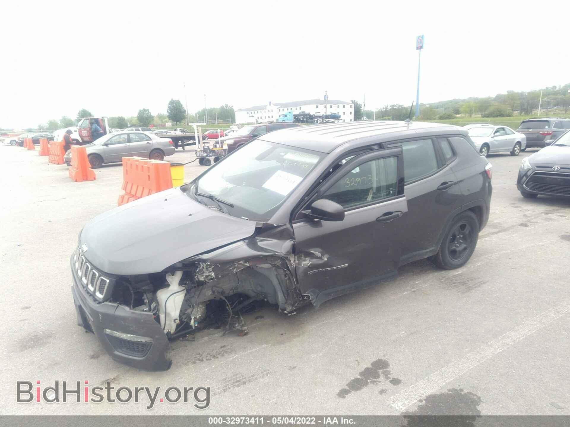 2017 JEEP COMPASS - VIN: 3C4NJCAB9HT672657 - Фото 2