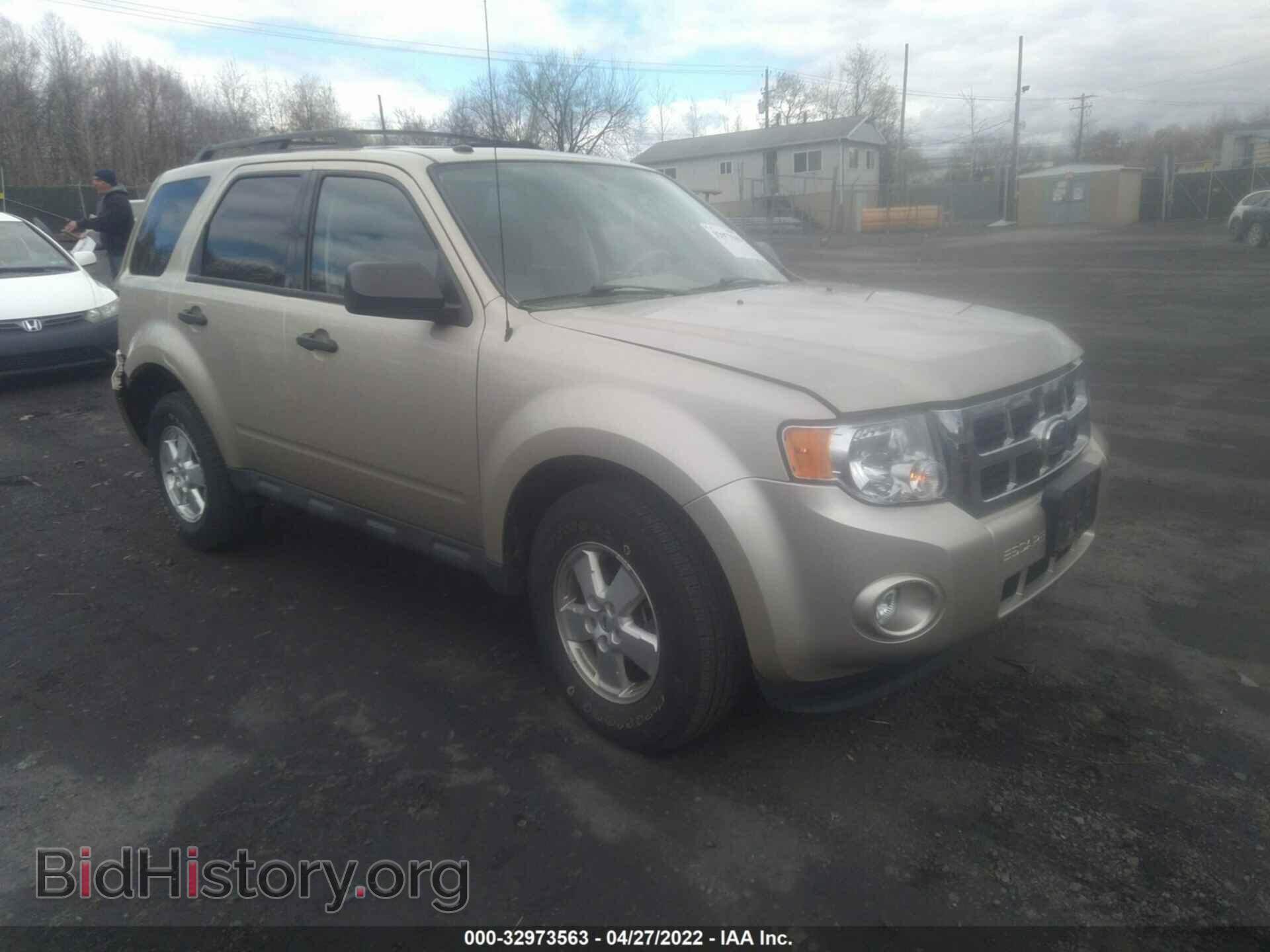 Фотография 1FMCU9DG8BKB17566 - FORD ESCAPE 2011