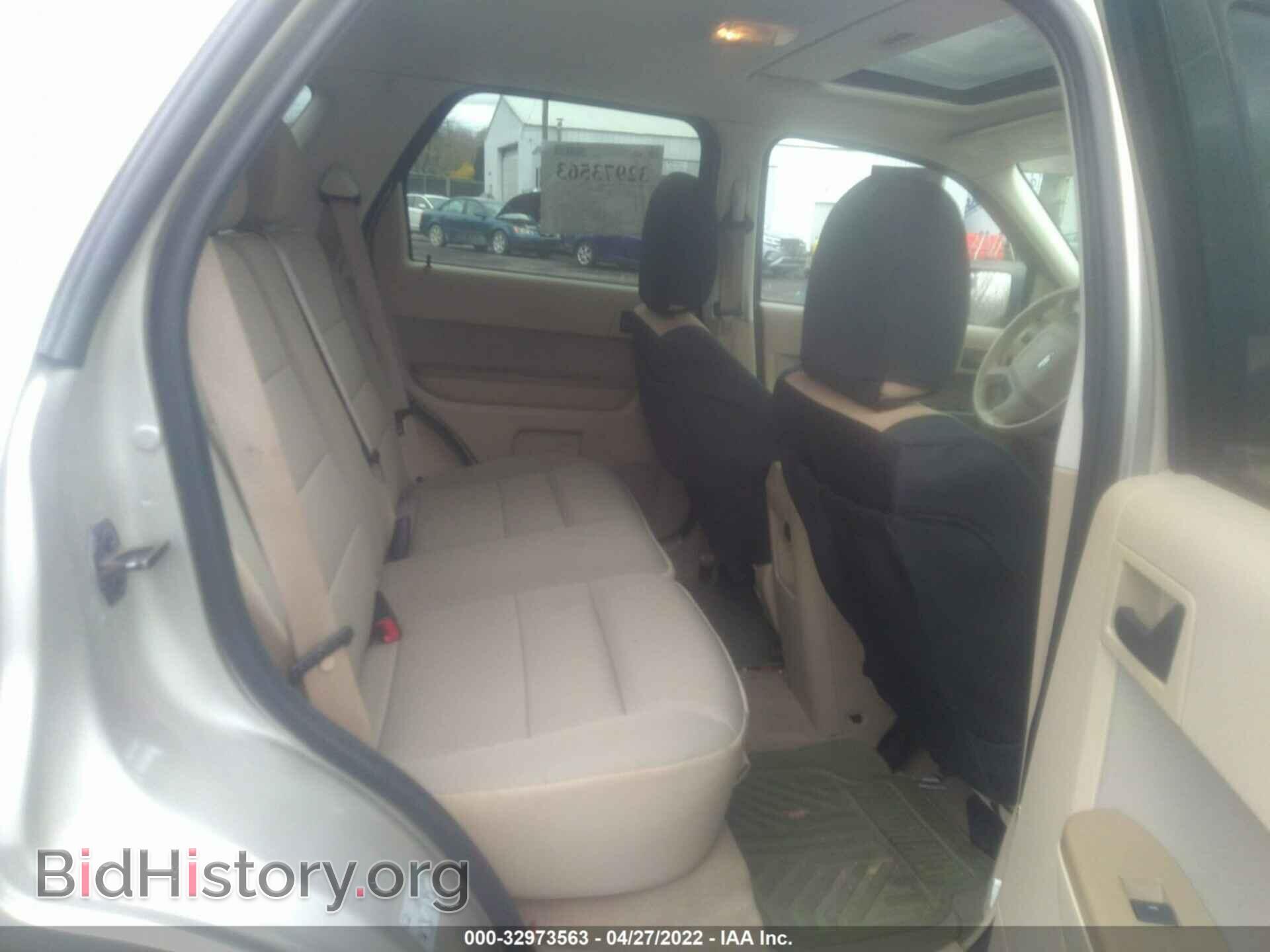 2011 FORD ESCAPE - VIN: 1FMCU9DG8BKB17566 - Фото 8