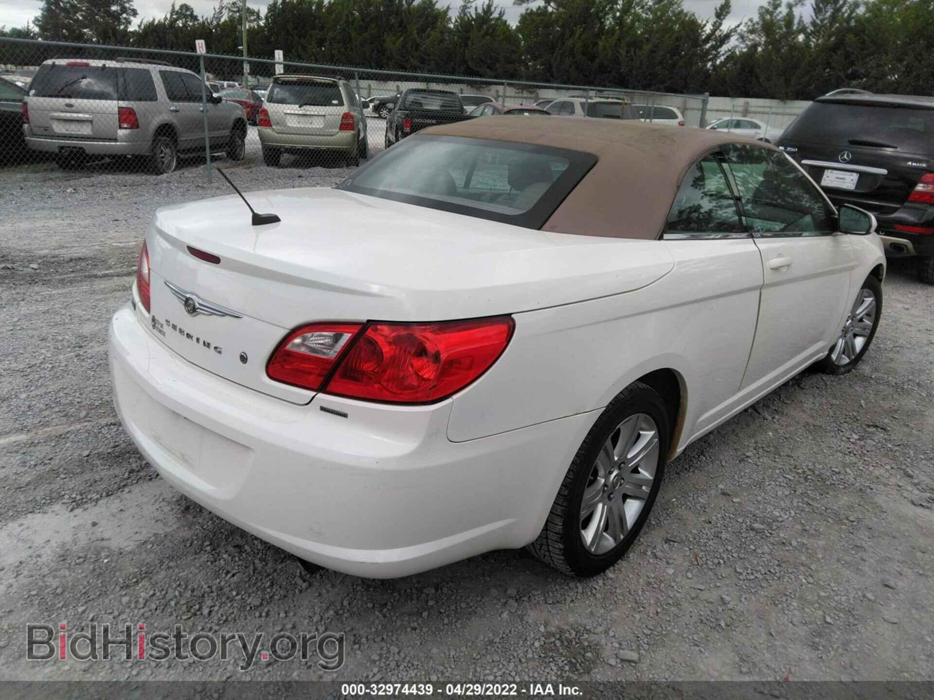 2010 CHRYSLER SEBRING - VIN: 1C3BC5ED1AN200046 - Photo 4