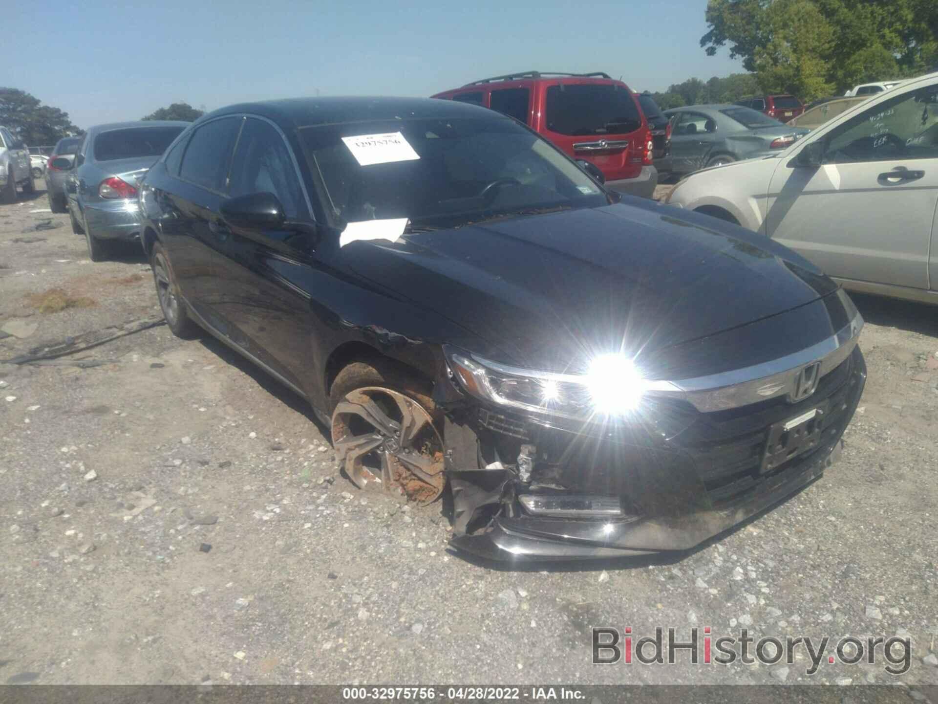 Photo 1HGCV2F68JA036005 - HONDA ACCORD SEDAN 2018