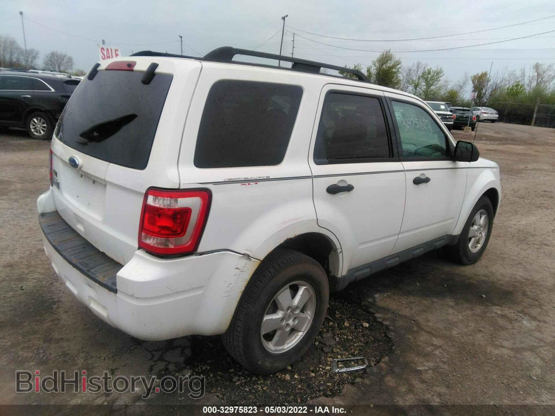2011 FORD ESCAPE - VIN: 1FMCU0D73BKB47957 - Фото 4